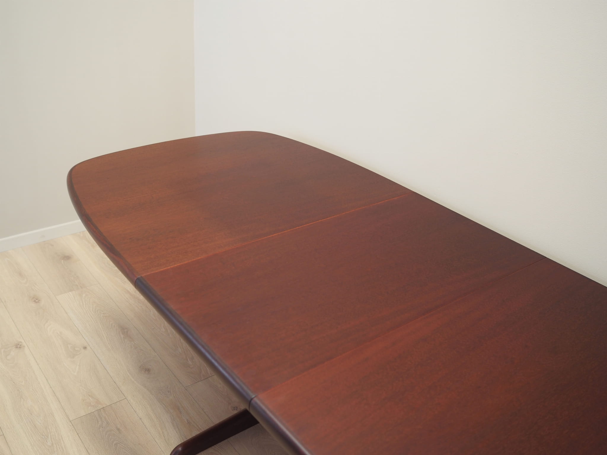 Mahogany Tisch 1990 Jare