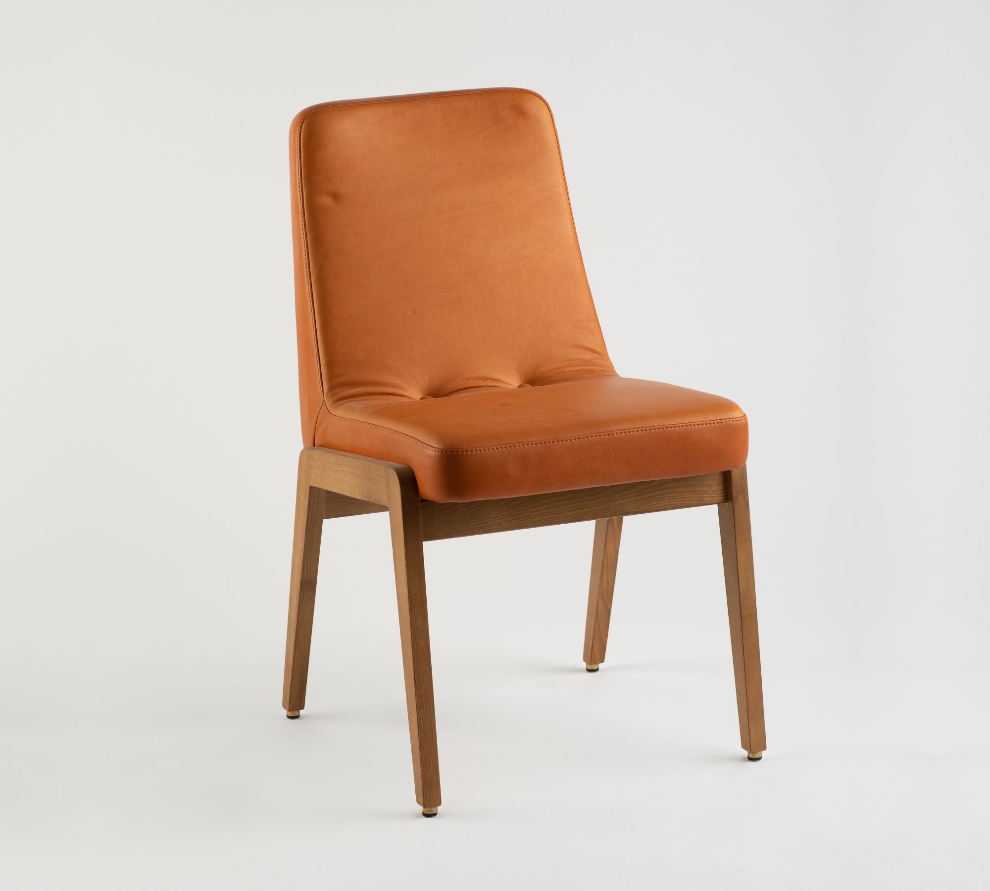 200-125 VAR Stuhl Holz Leder Cognac