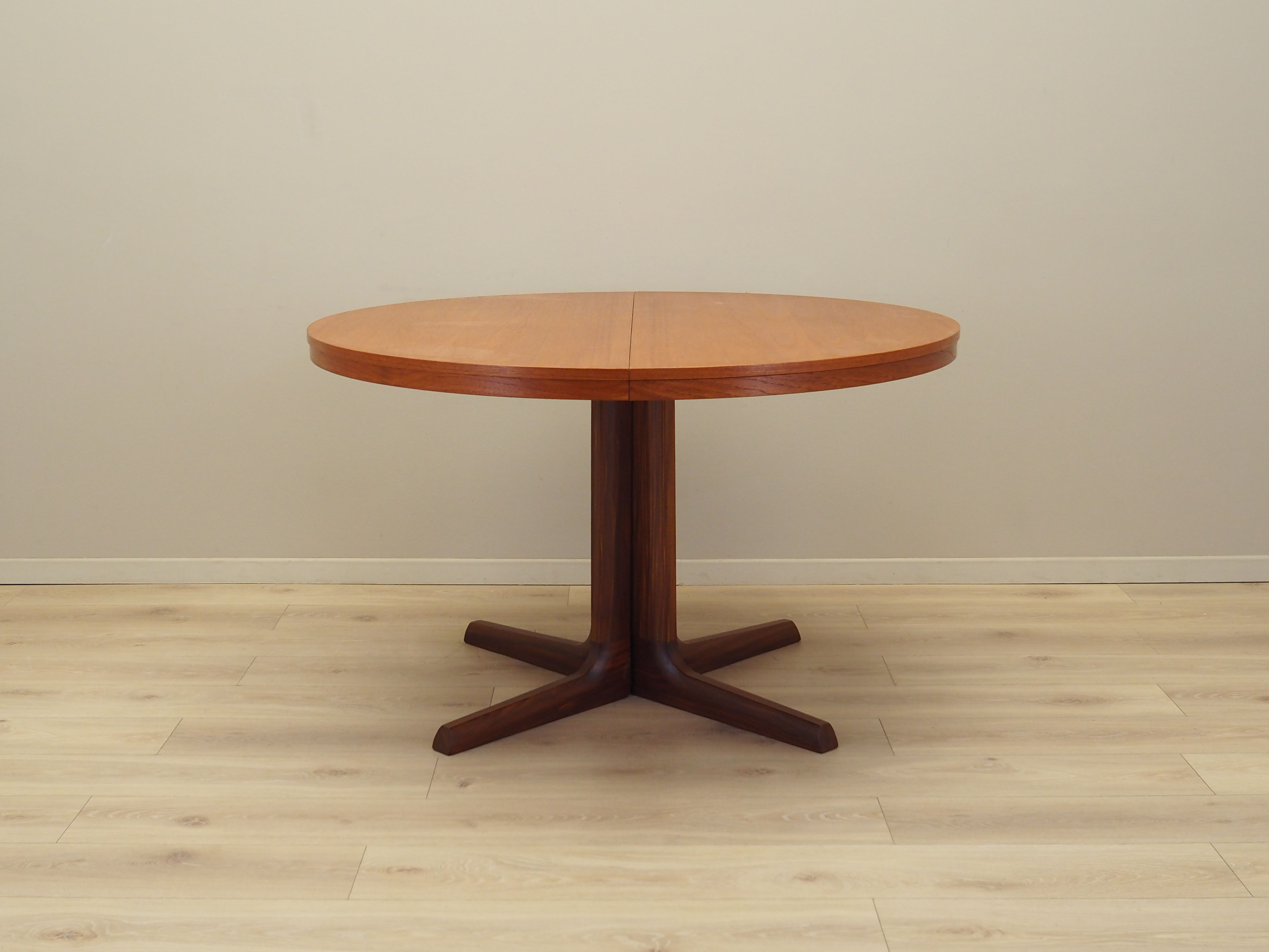Esstisch Teakholz 1970er Jahre 120cm