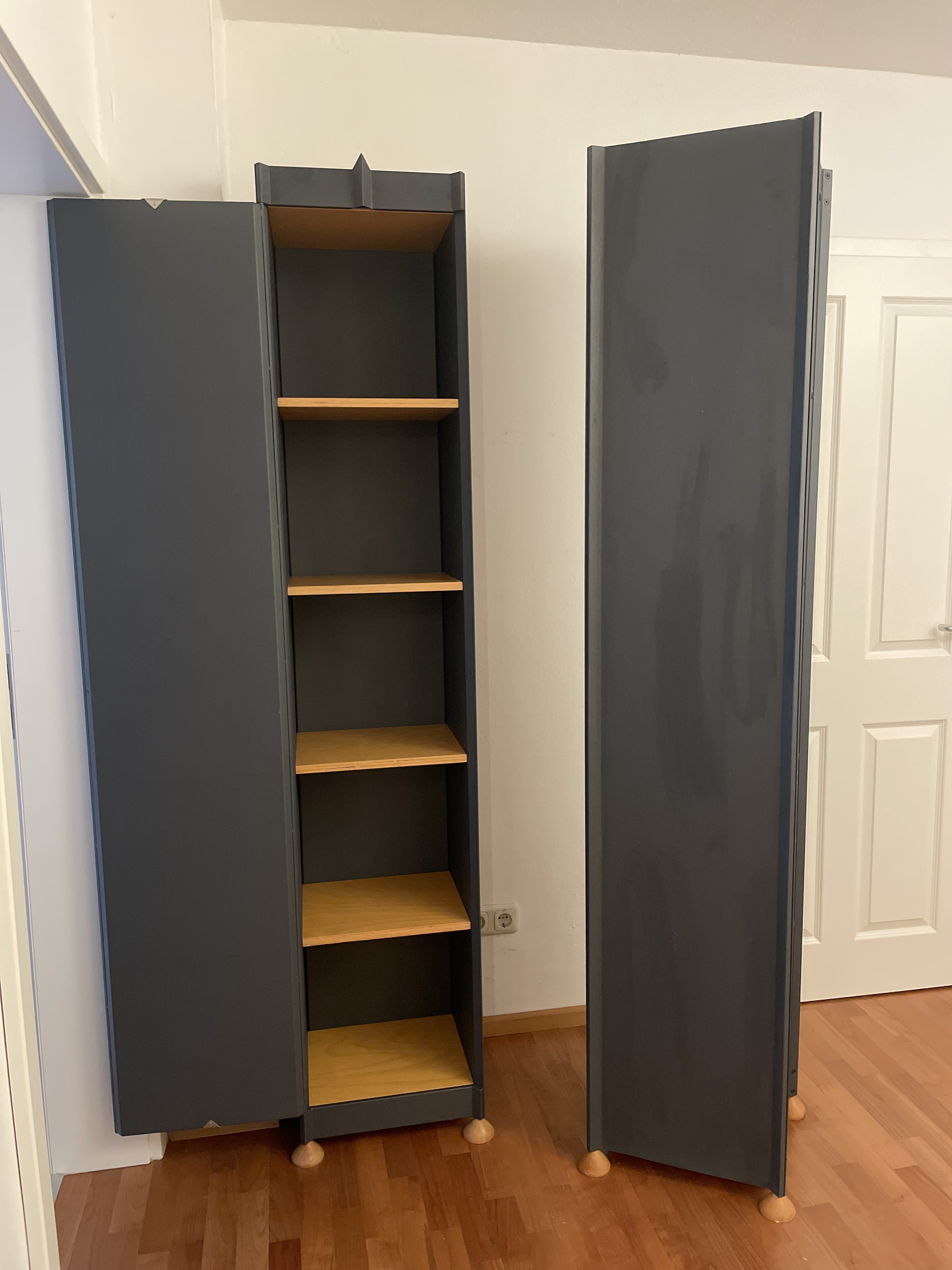 2x Tall Shelf Wood Blue