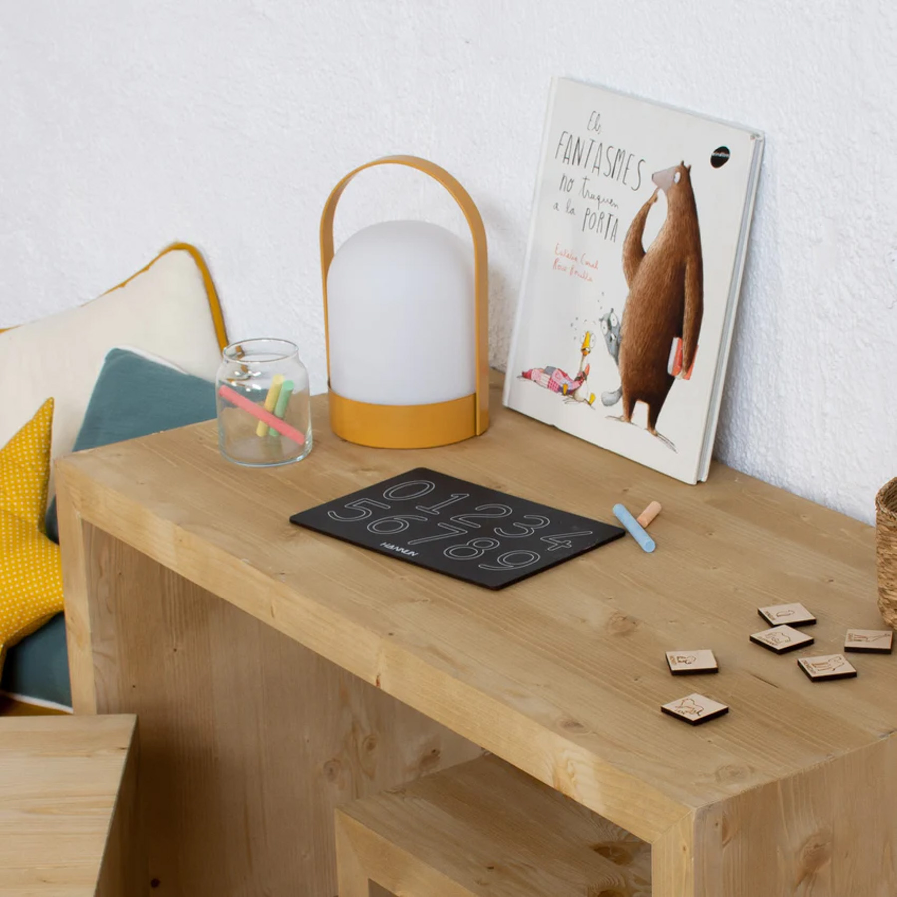 Kindertafel mit Netuno Zahlen Holz Schwarz Gemustert