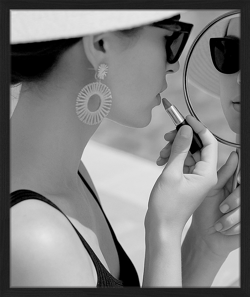Reflections of Glamour Kunstdruck mit Rahmen Schwarz Weiß