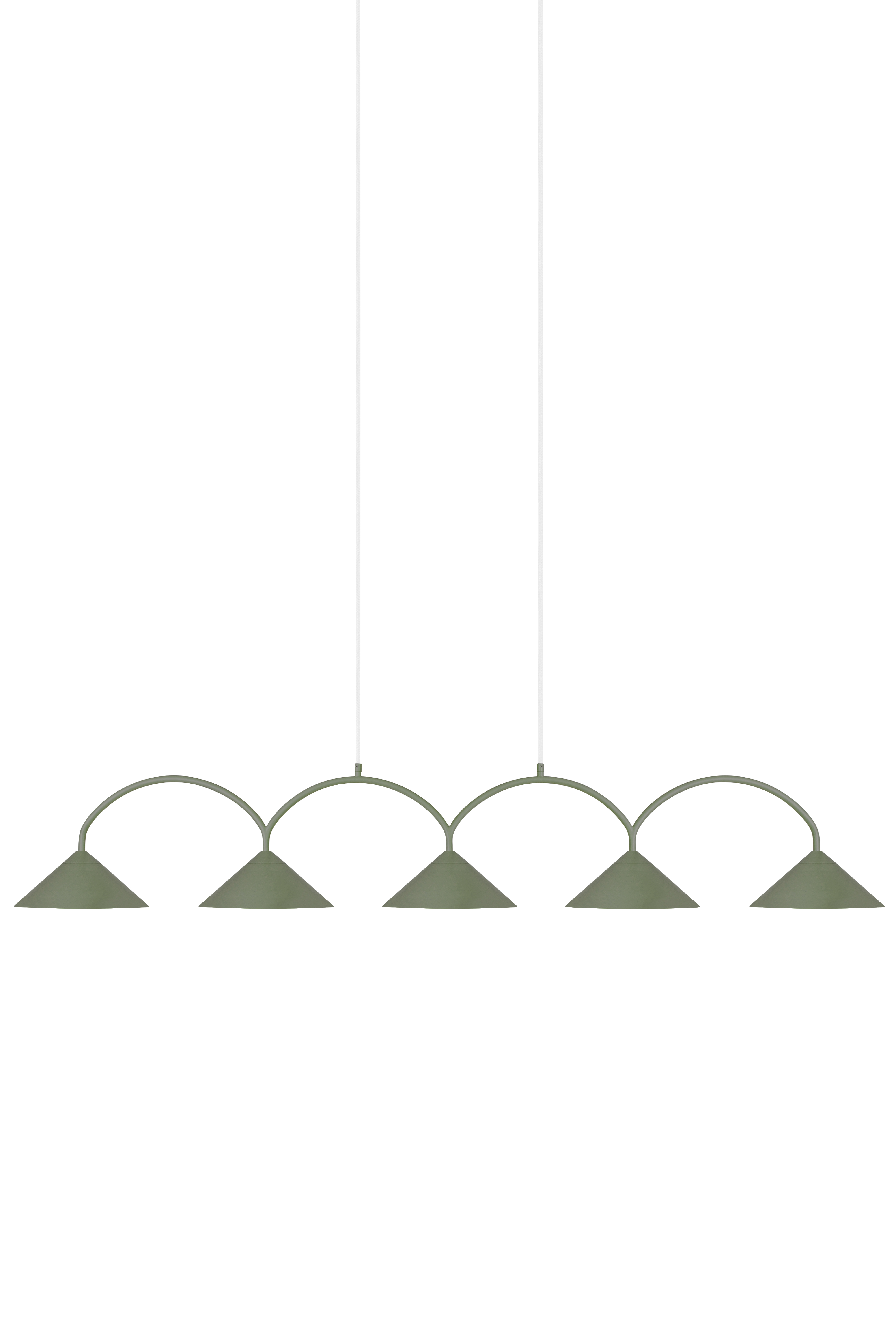 Curve 5 Pendelleuchte Metall Moosgrün mit weißen Kabeln