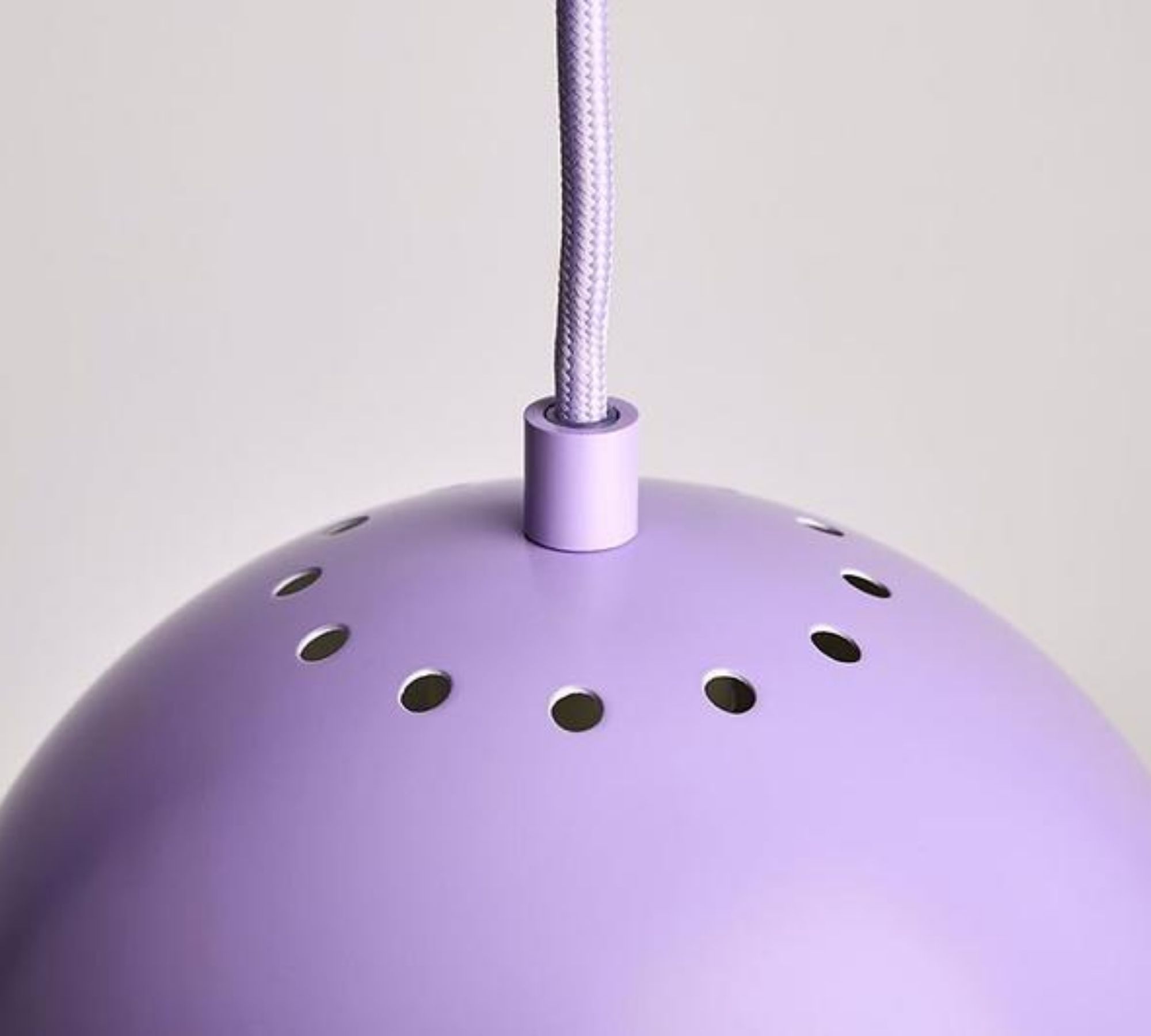 Ball Pendelleuchte Loud Lilac  Ø18cm