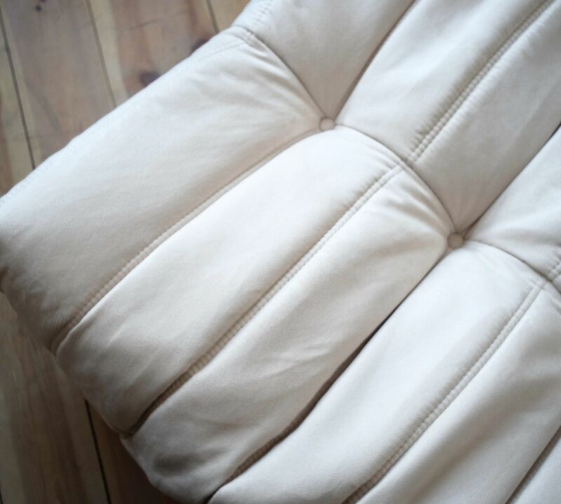 Togo Sofa 2-Sitzer Kunstleder Hellbeige