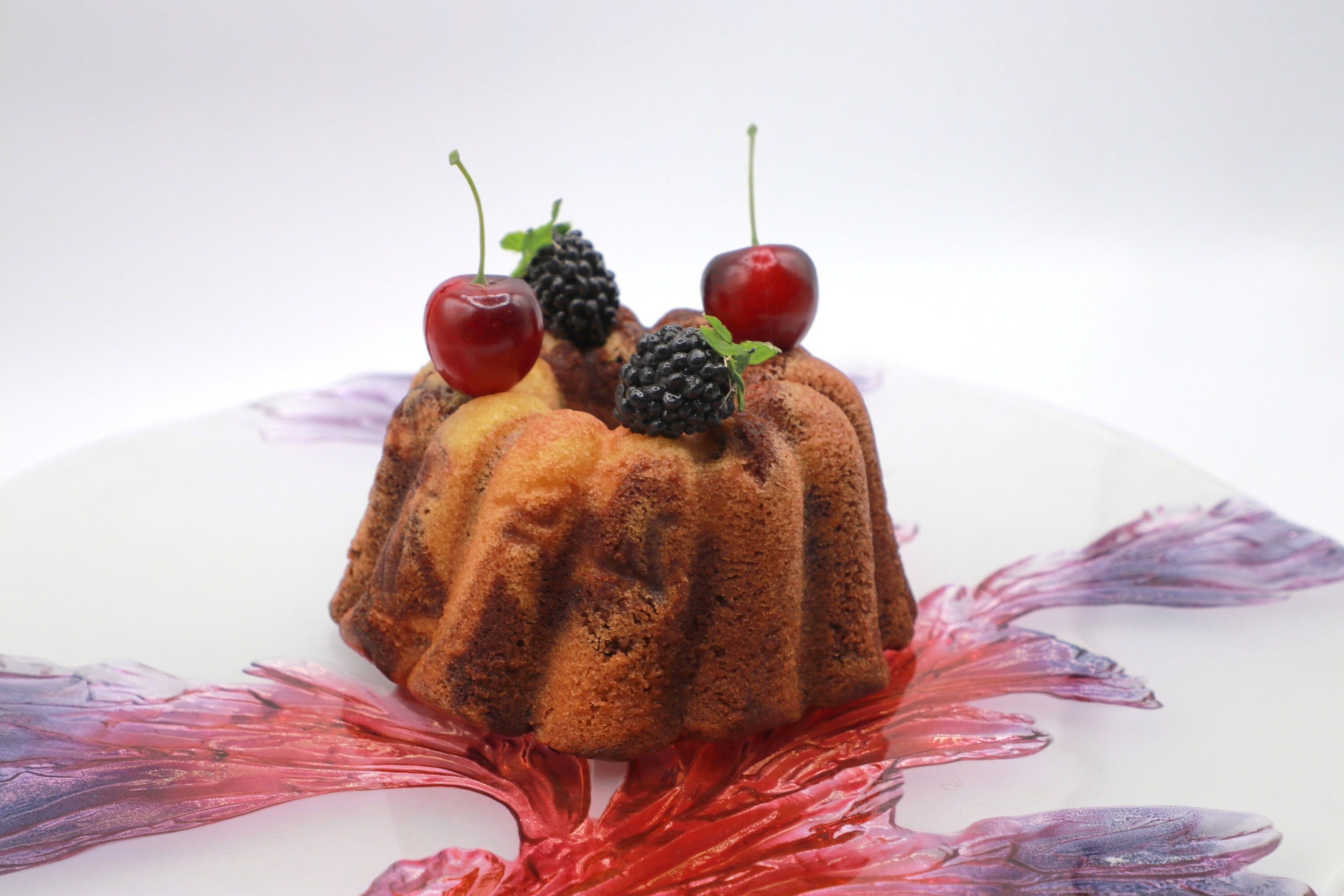 Vintage serving bowl glass 1980s