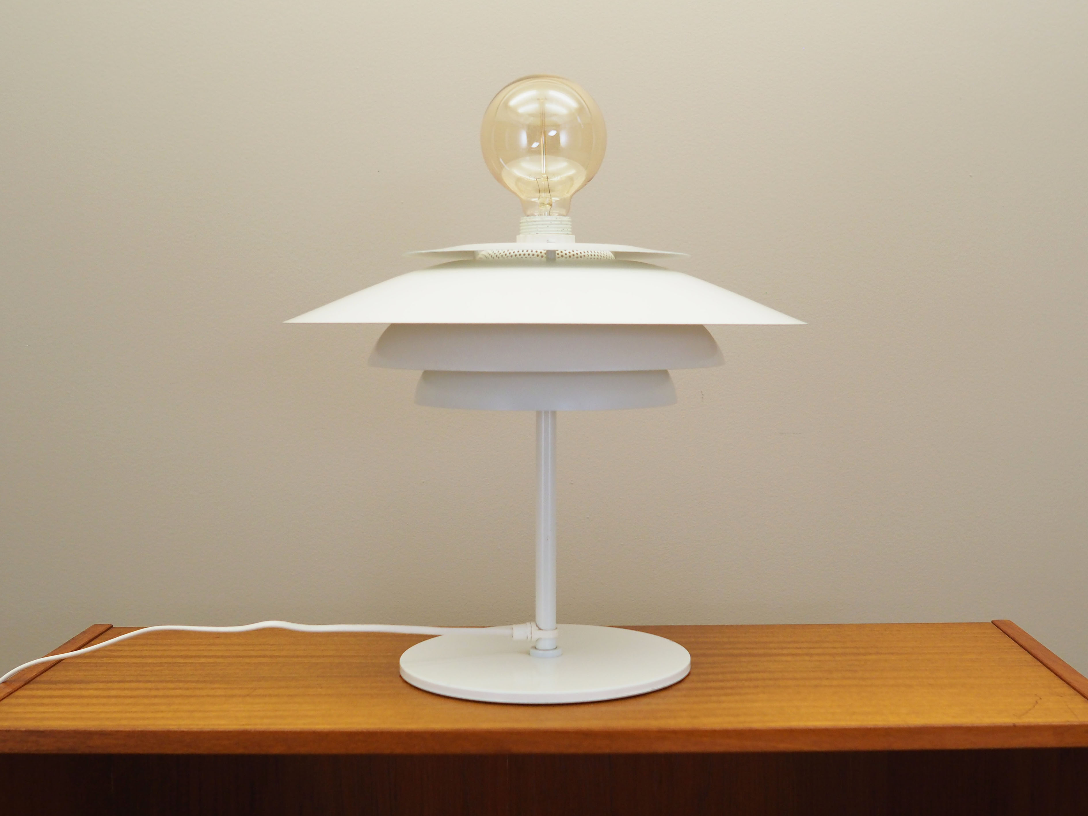 Tischlampe Metall Weiß 1970er Jahre