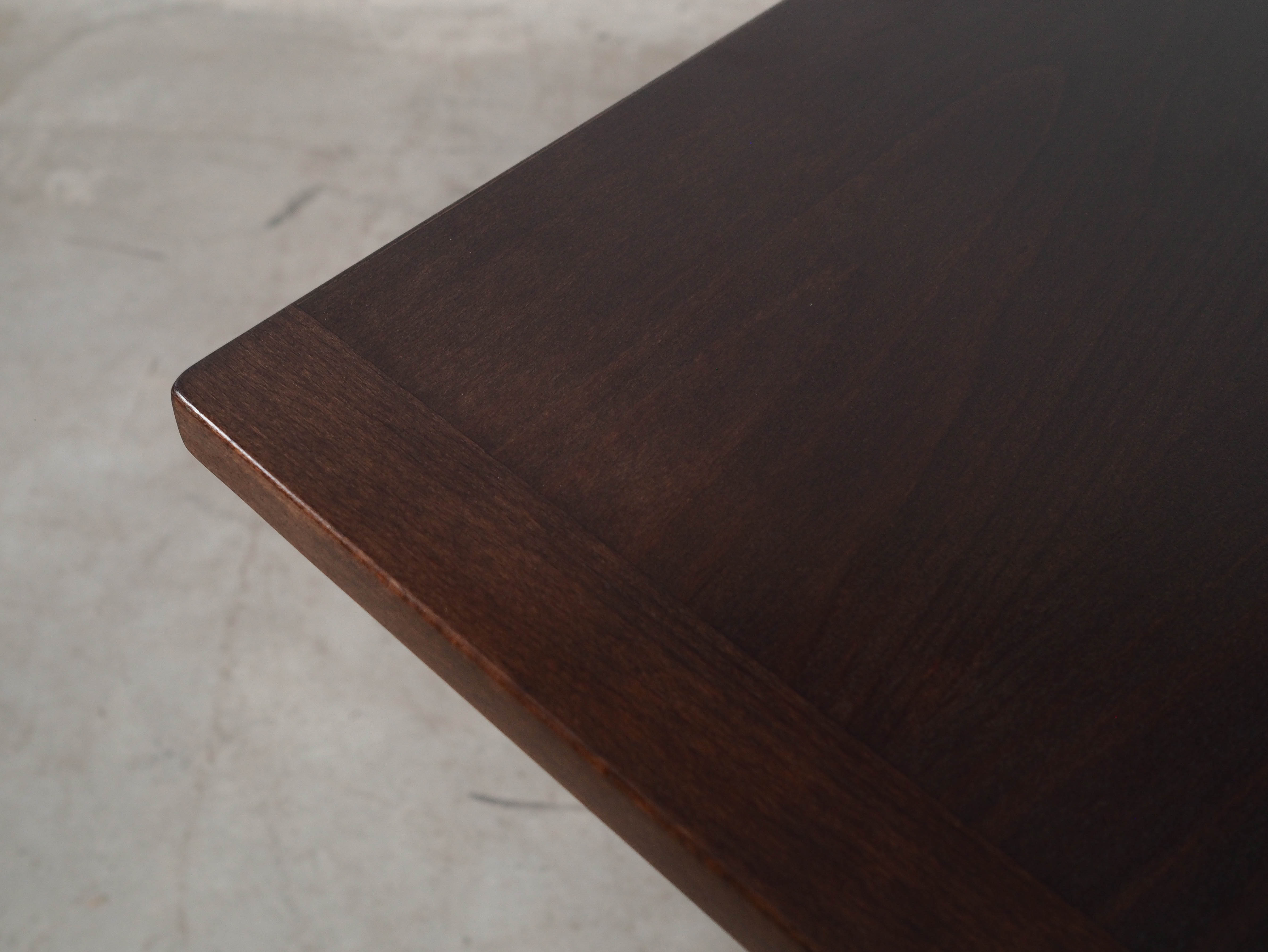 Tisch Eichenholz Optik 1970er Jahre