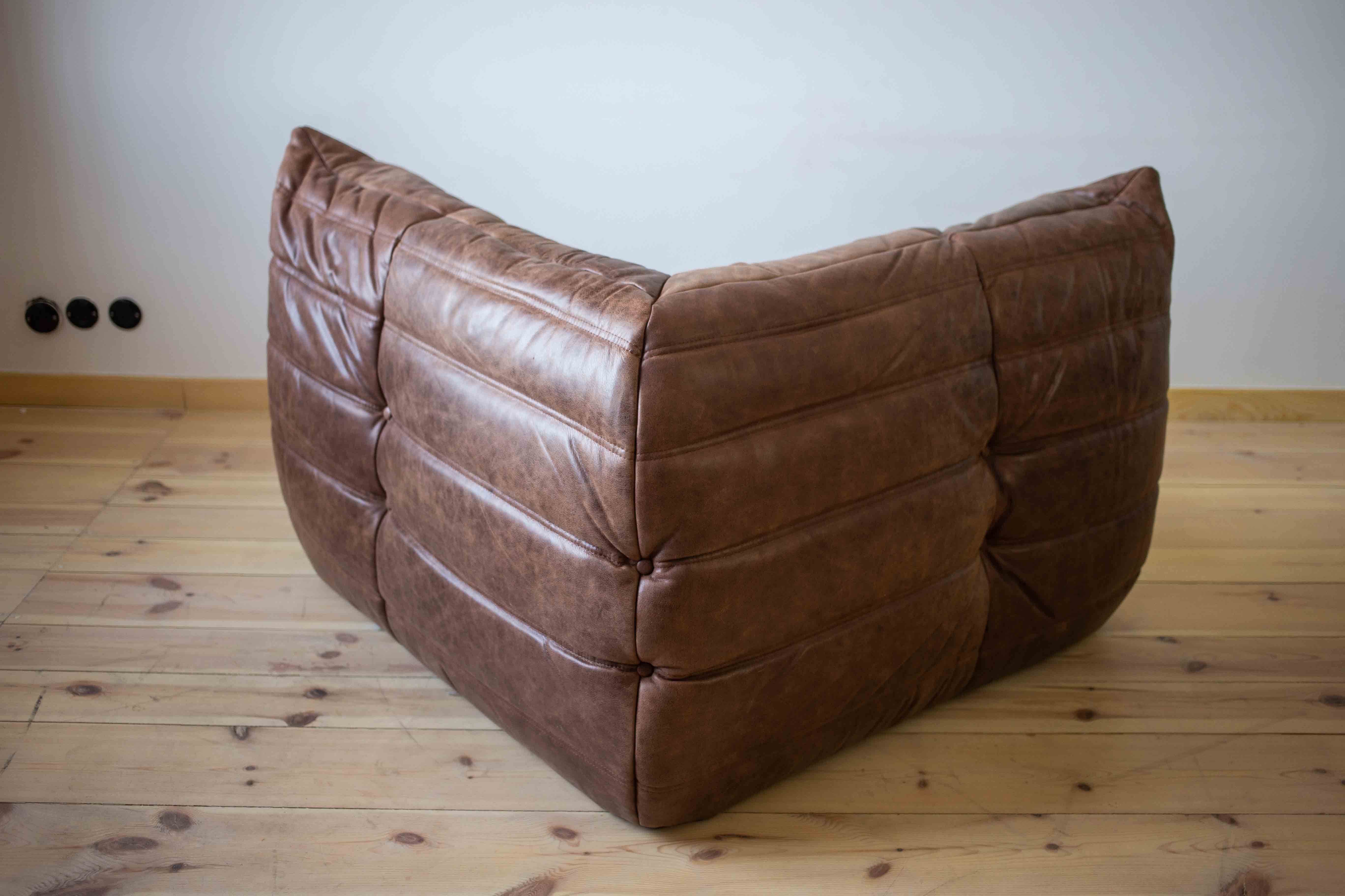 Togo Corner Sofa Pull-Up Leather Walnut Brown