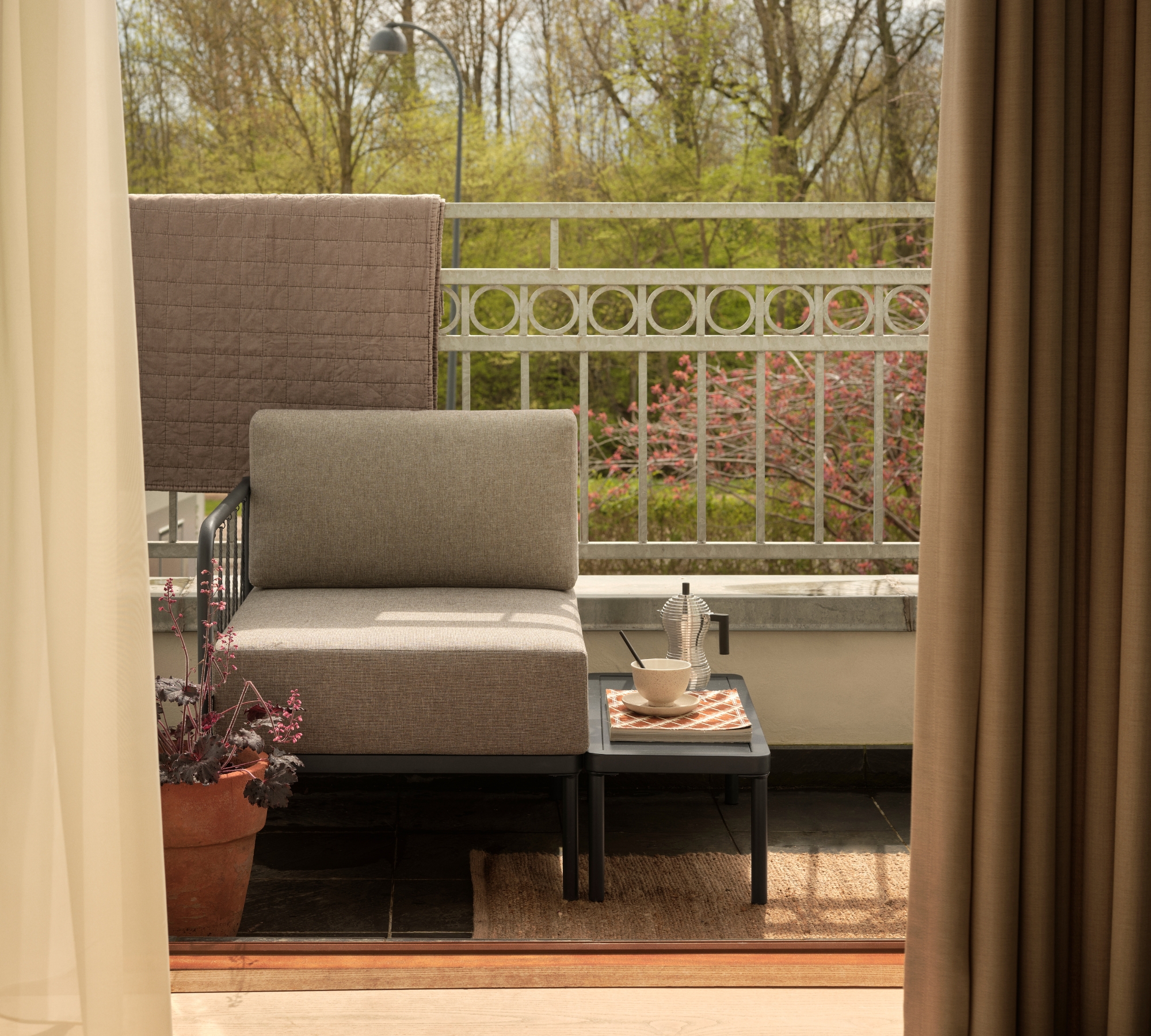 Hadley Outdoor 1-Seater Module Left Sesame