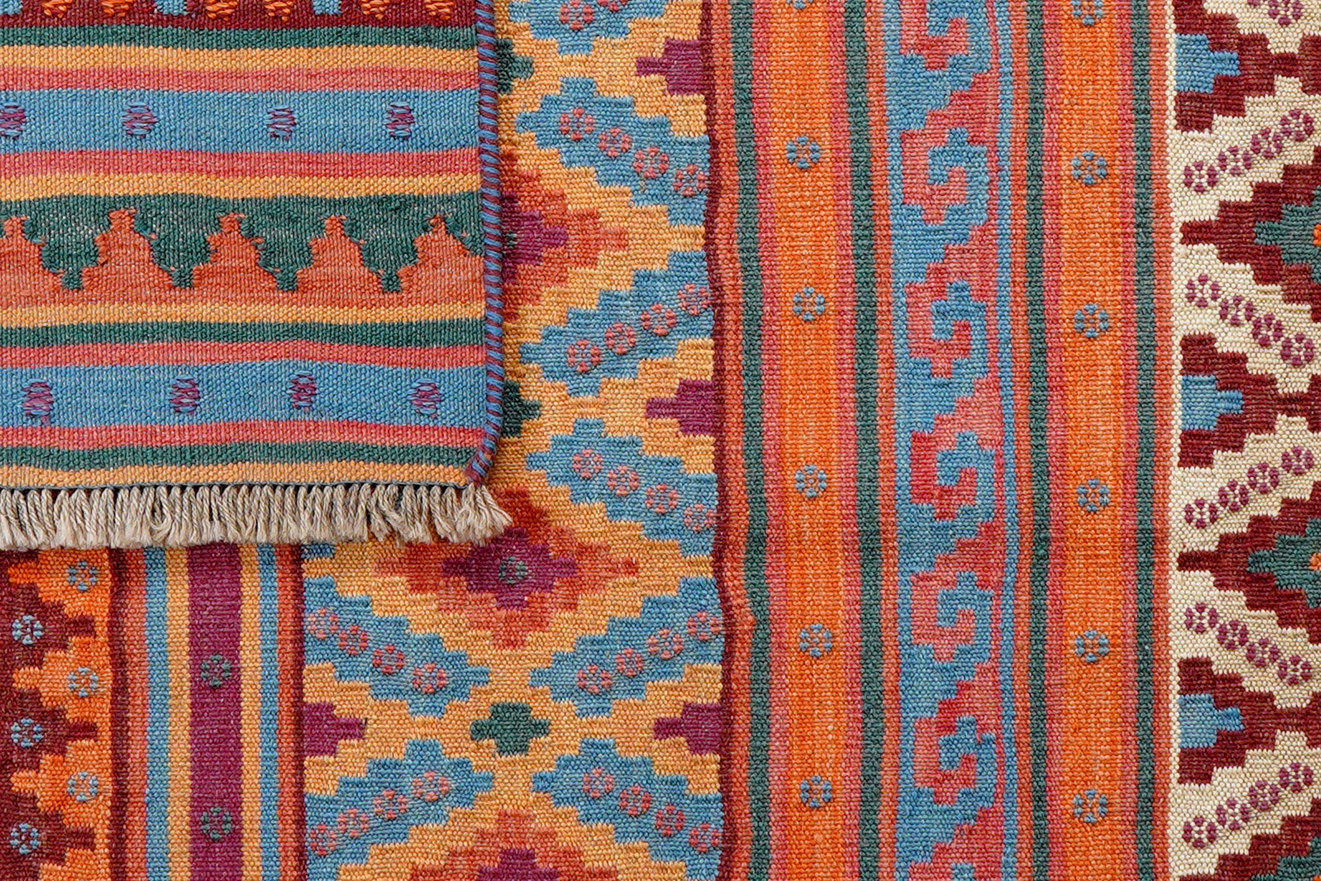 Sumak Sirdjan Carpet Multicolored
