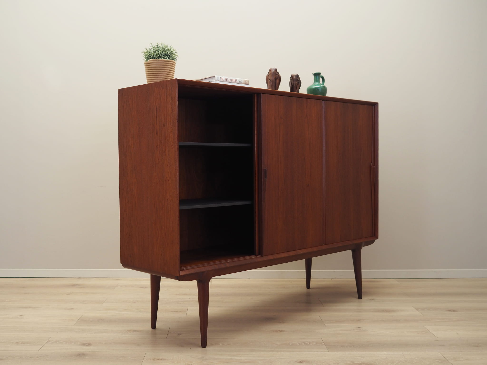 Vintage Highboard Teakholz Braun 1970er Jahre