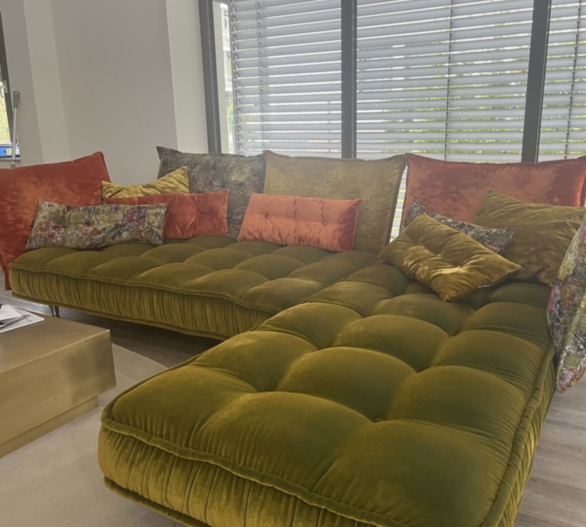 Ohlinda Sofa Récamiere Rechts Samt Aluminium Mehrfarbig
