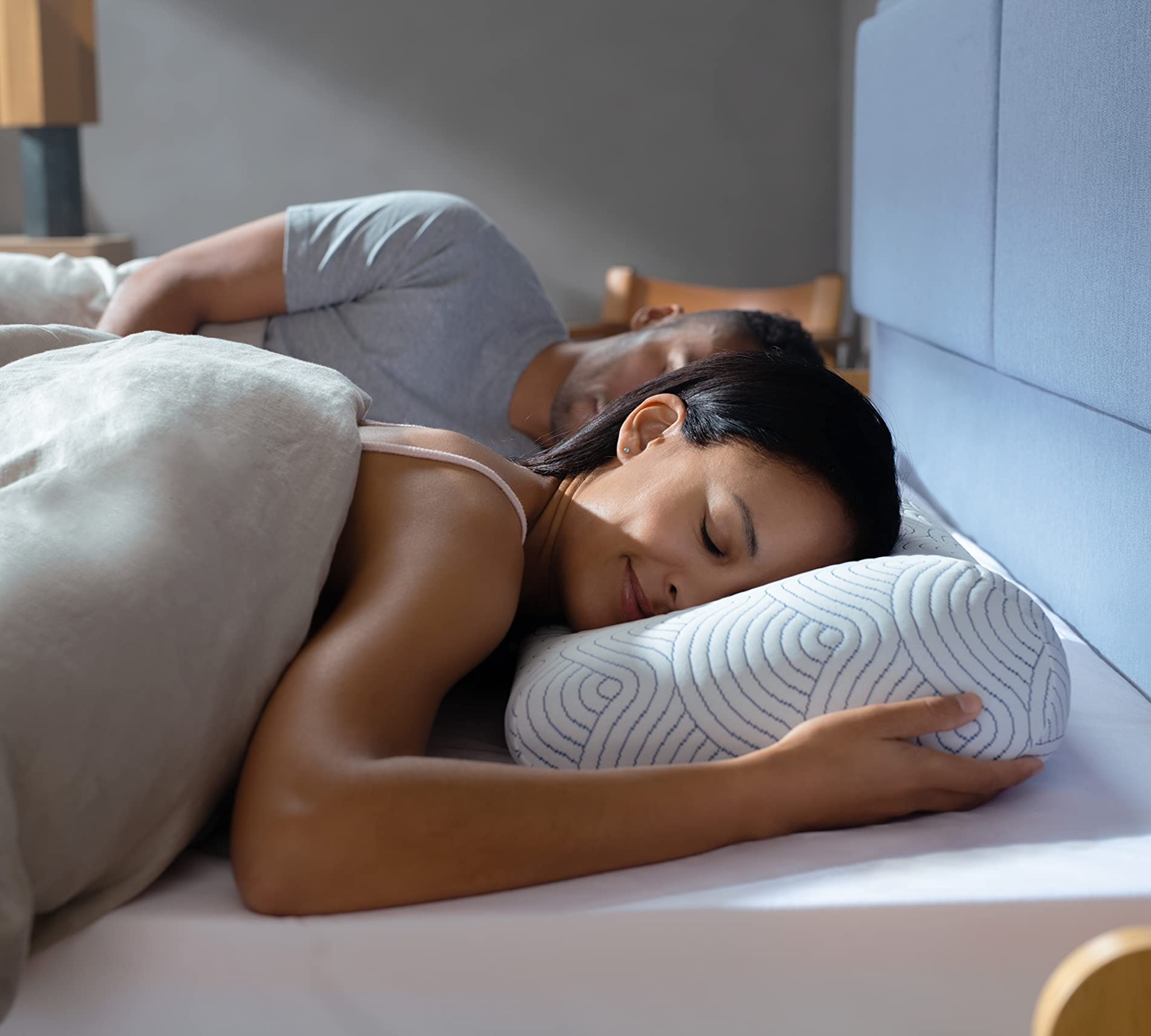 TEMPUR® EASE ergonomisches Nackenstützkissen 50 x 31 x 11 cm