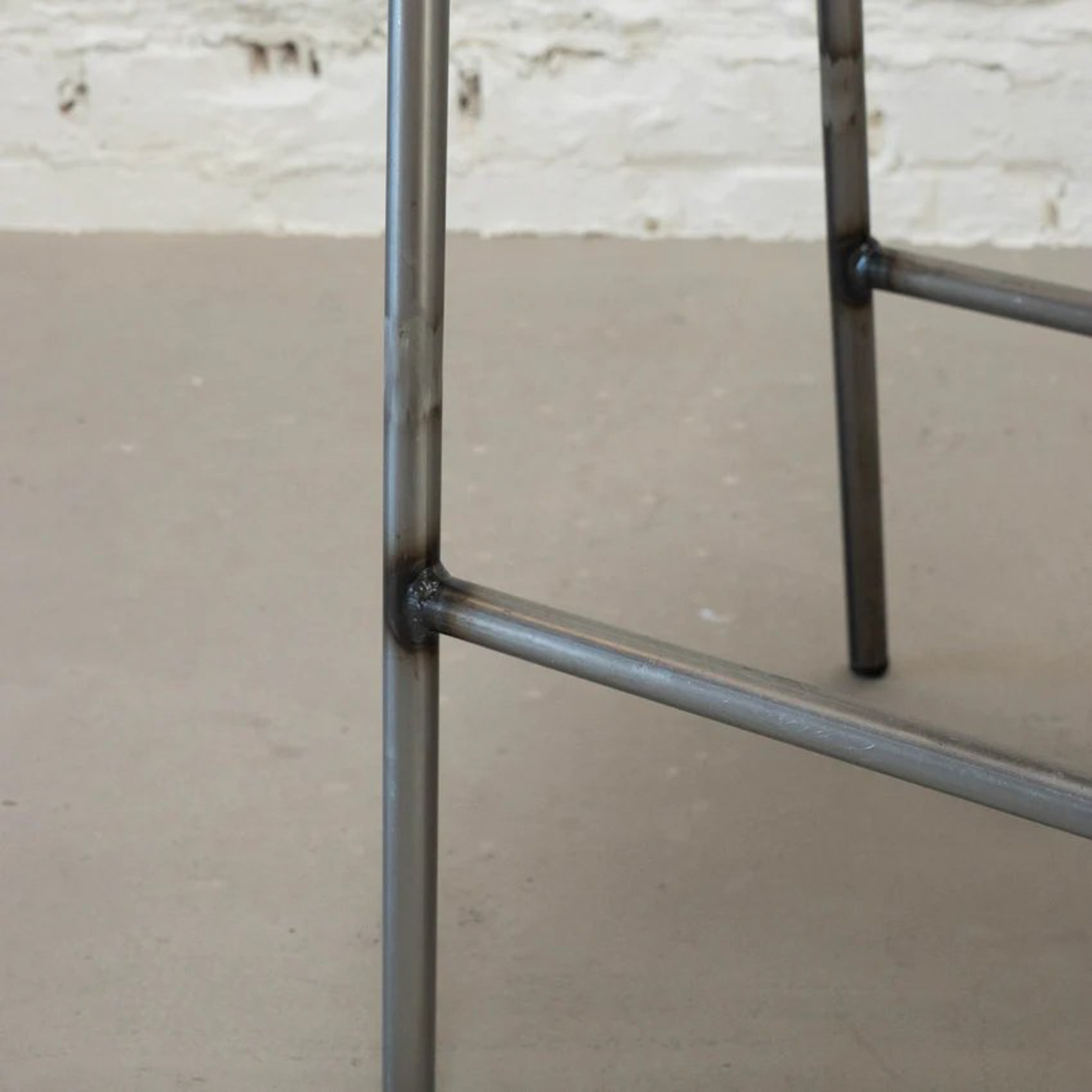 Jaden Hocker Holz Metall Braun
