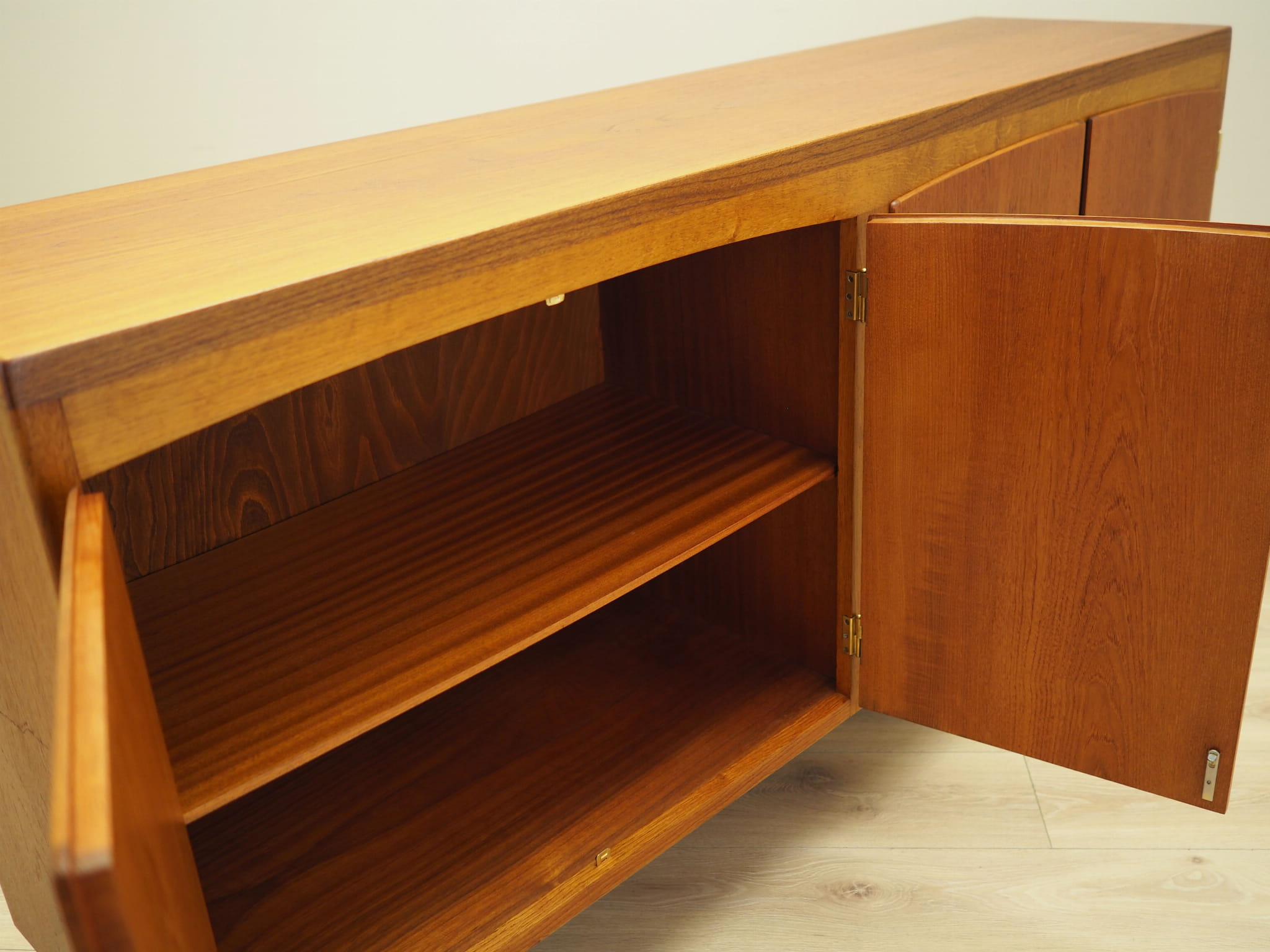 Vintage Sideboard Teakholz Braun 1960er Jahre