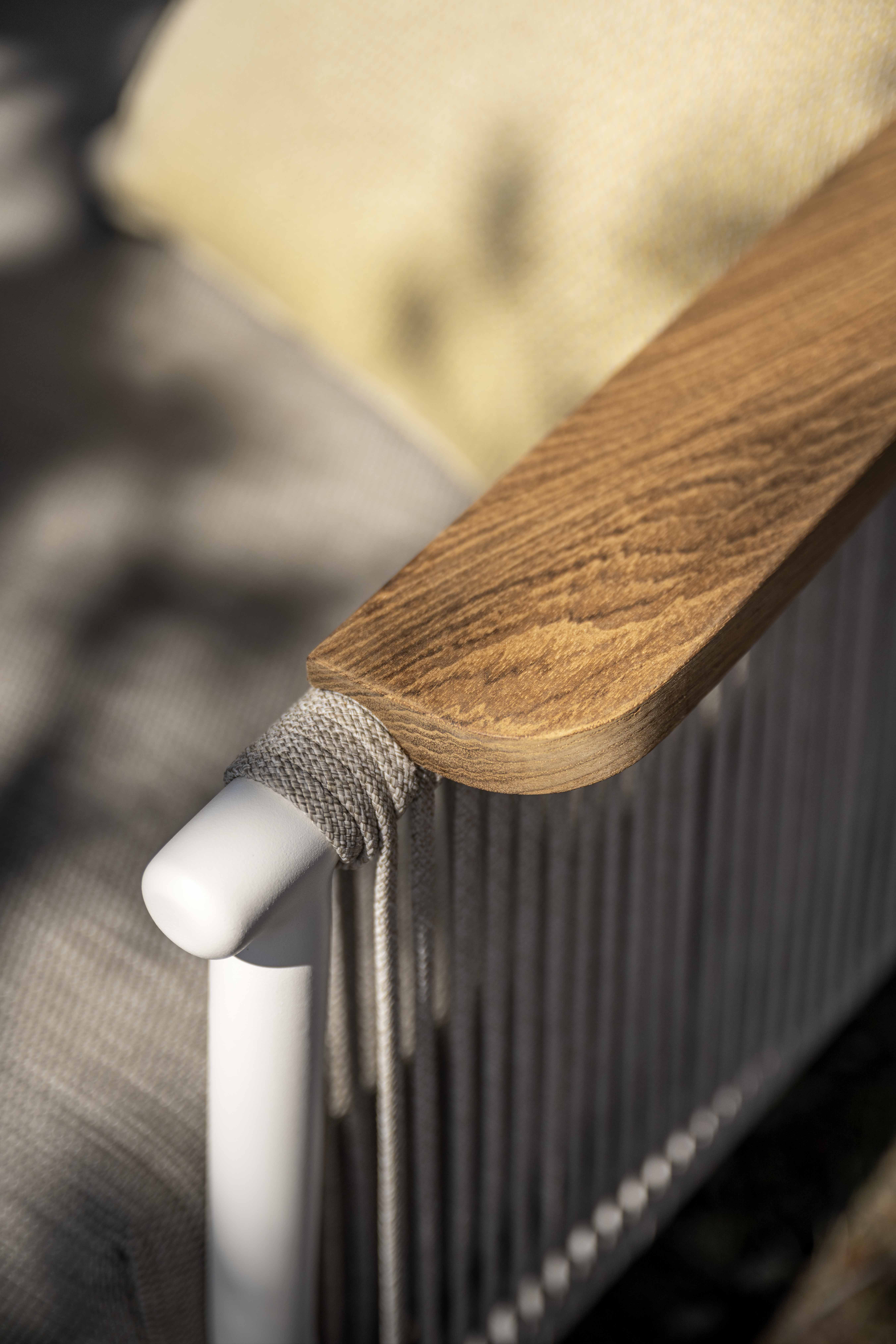 SCOOP Sofa 2-Sitzer Weißes Silber Kissen Wolken