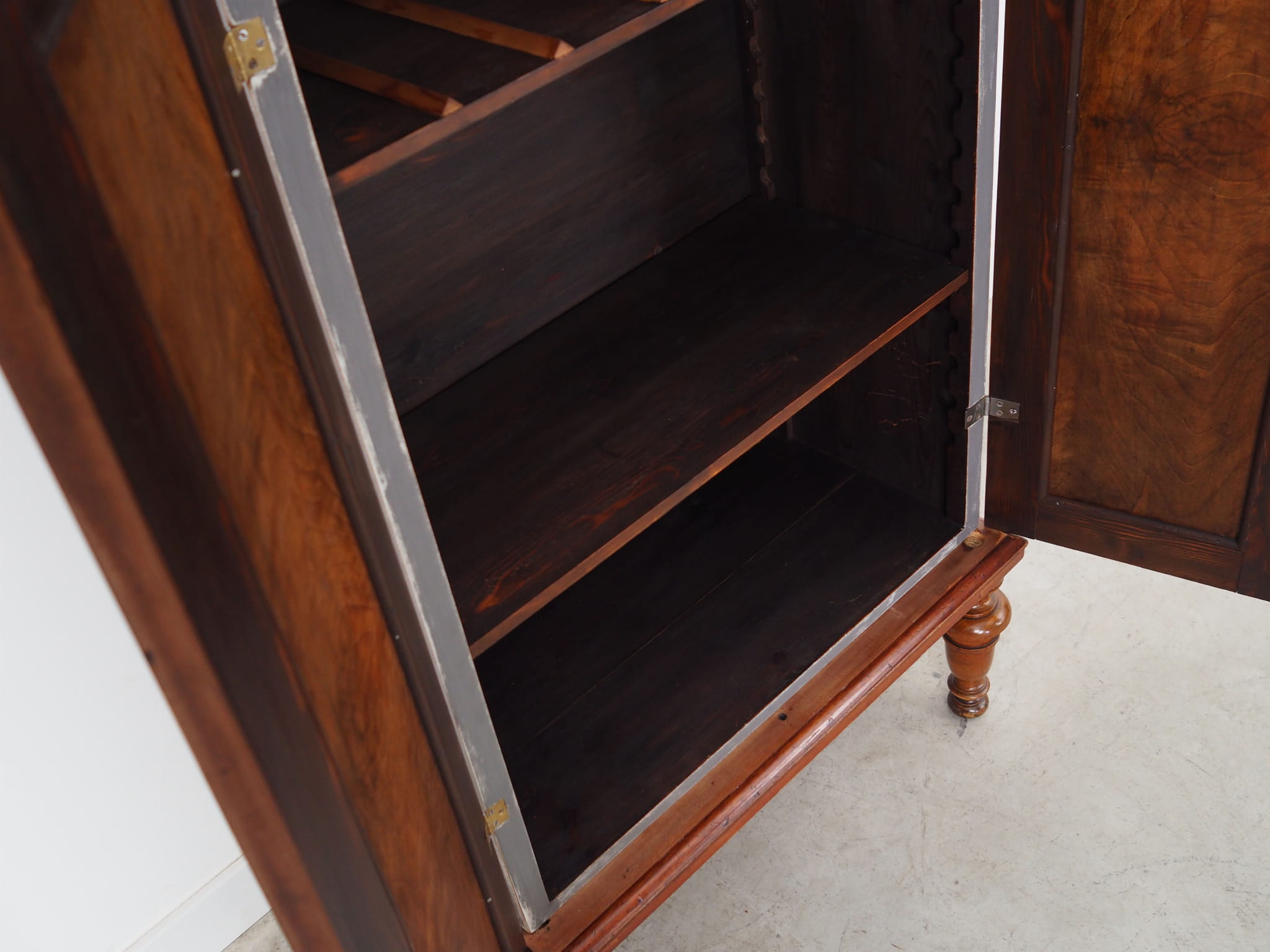 Vintage chest of drawers Pine wood Brown 1960s
