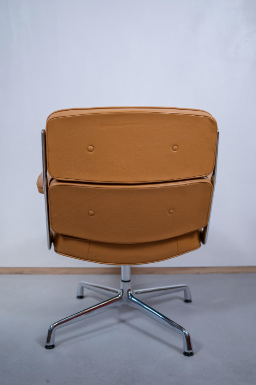 Vintage Eames ES 108 Lobby Stuhl Beige