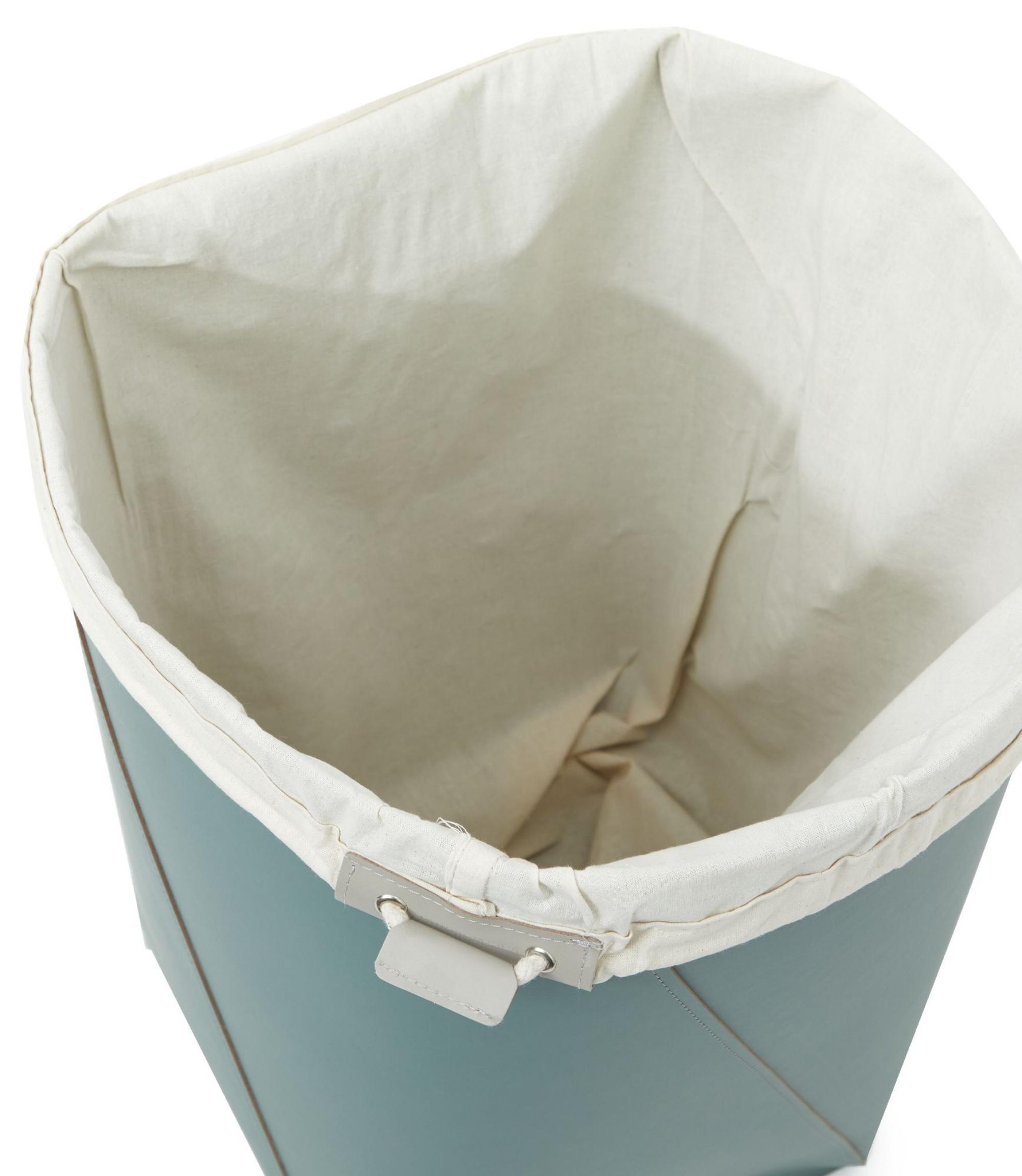 Premium Wäschekorb aus 100% Recyceltem Leder Eukalyptus