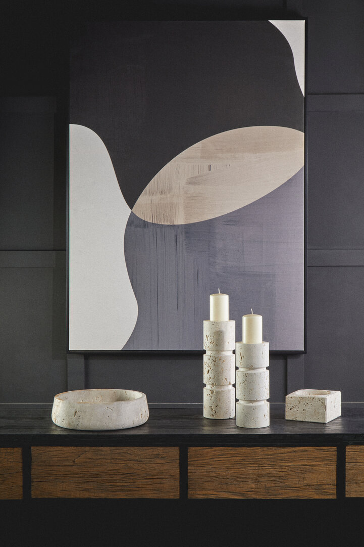 Tibor Großer Kerzenhalter Travertin Weiß