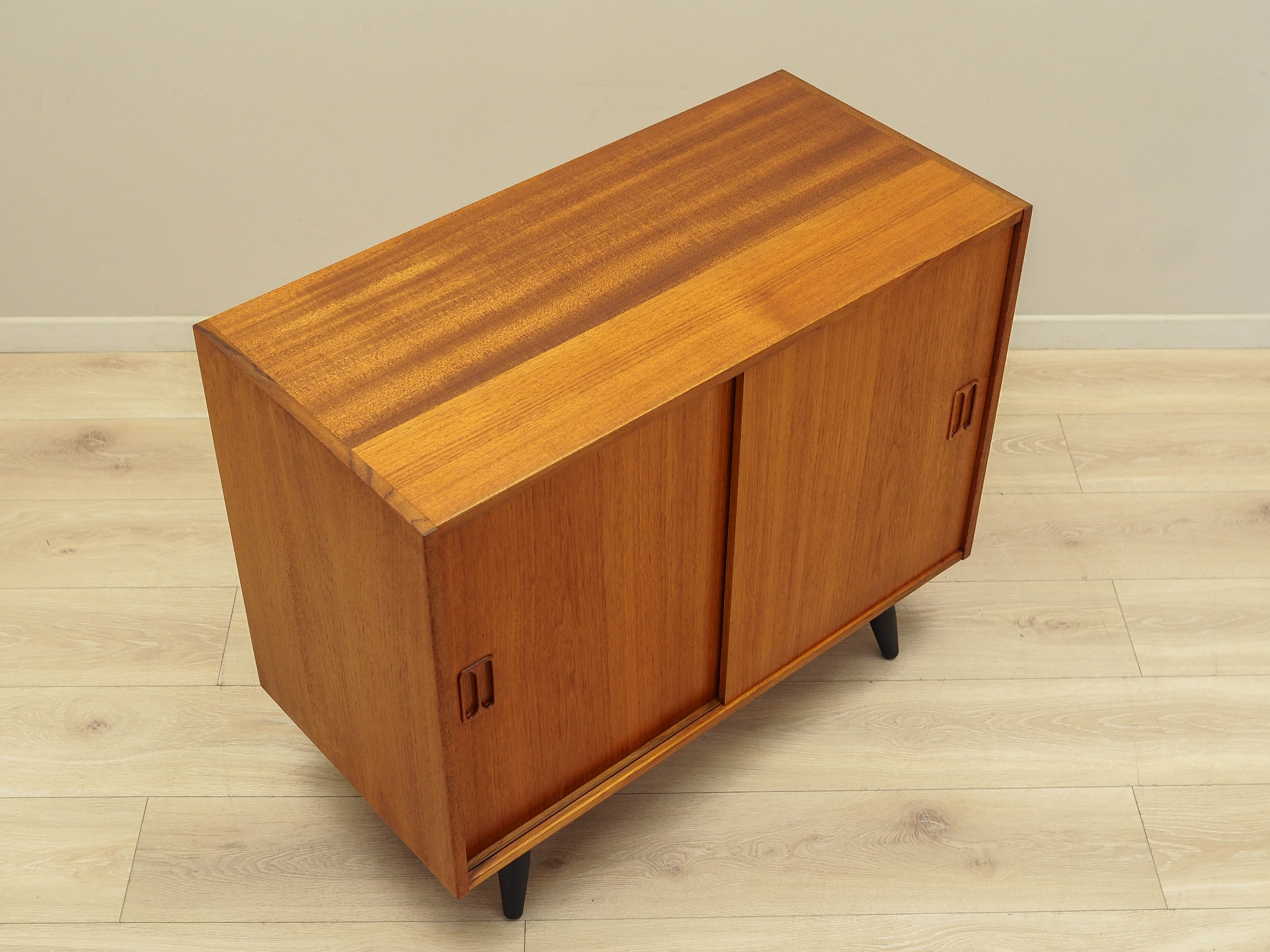 Schrank Teakholz 1970er Jahre