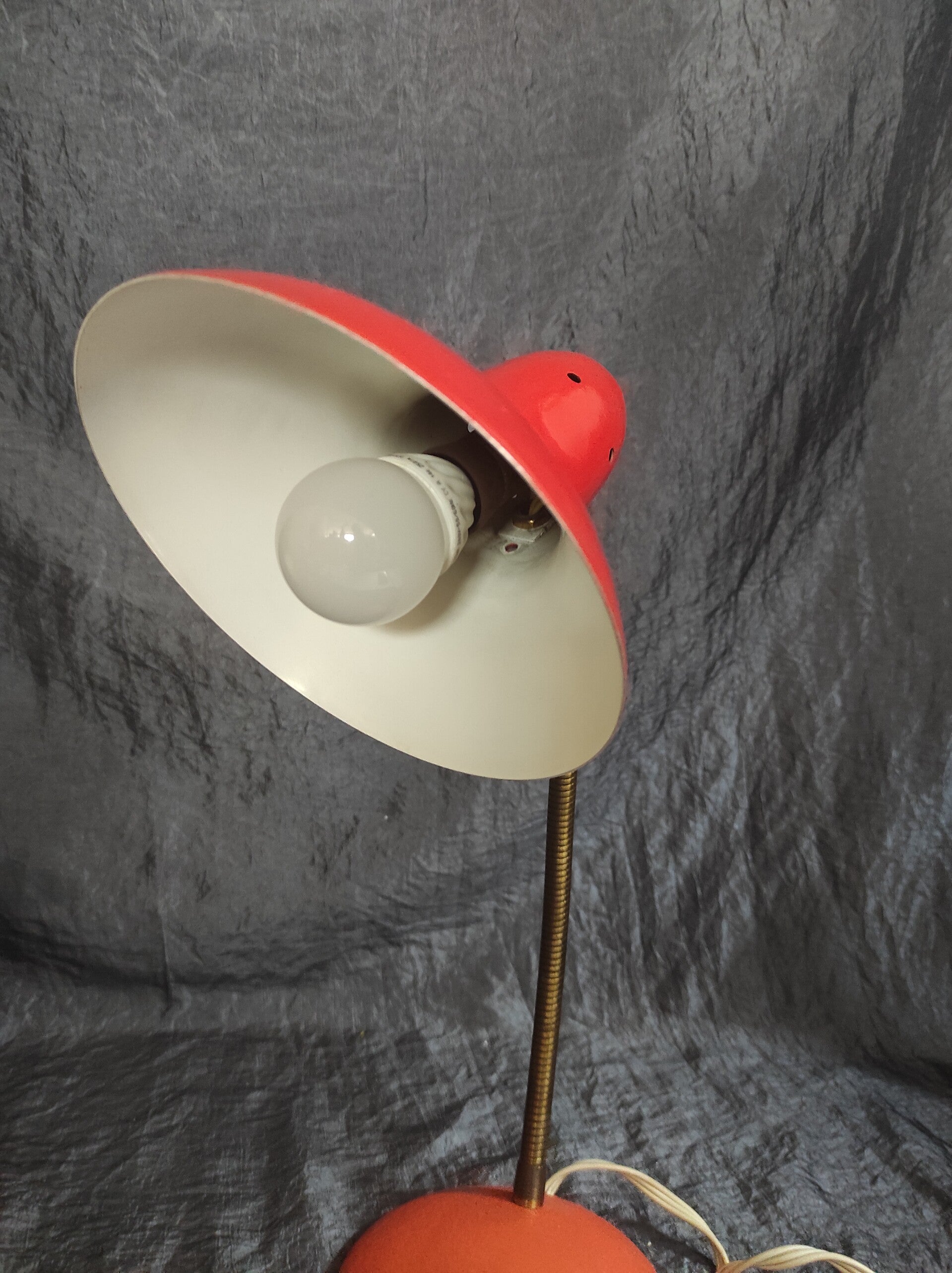 Vintage Schreibtischlampe Rot Metall