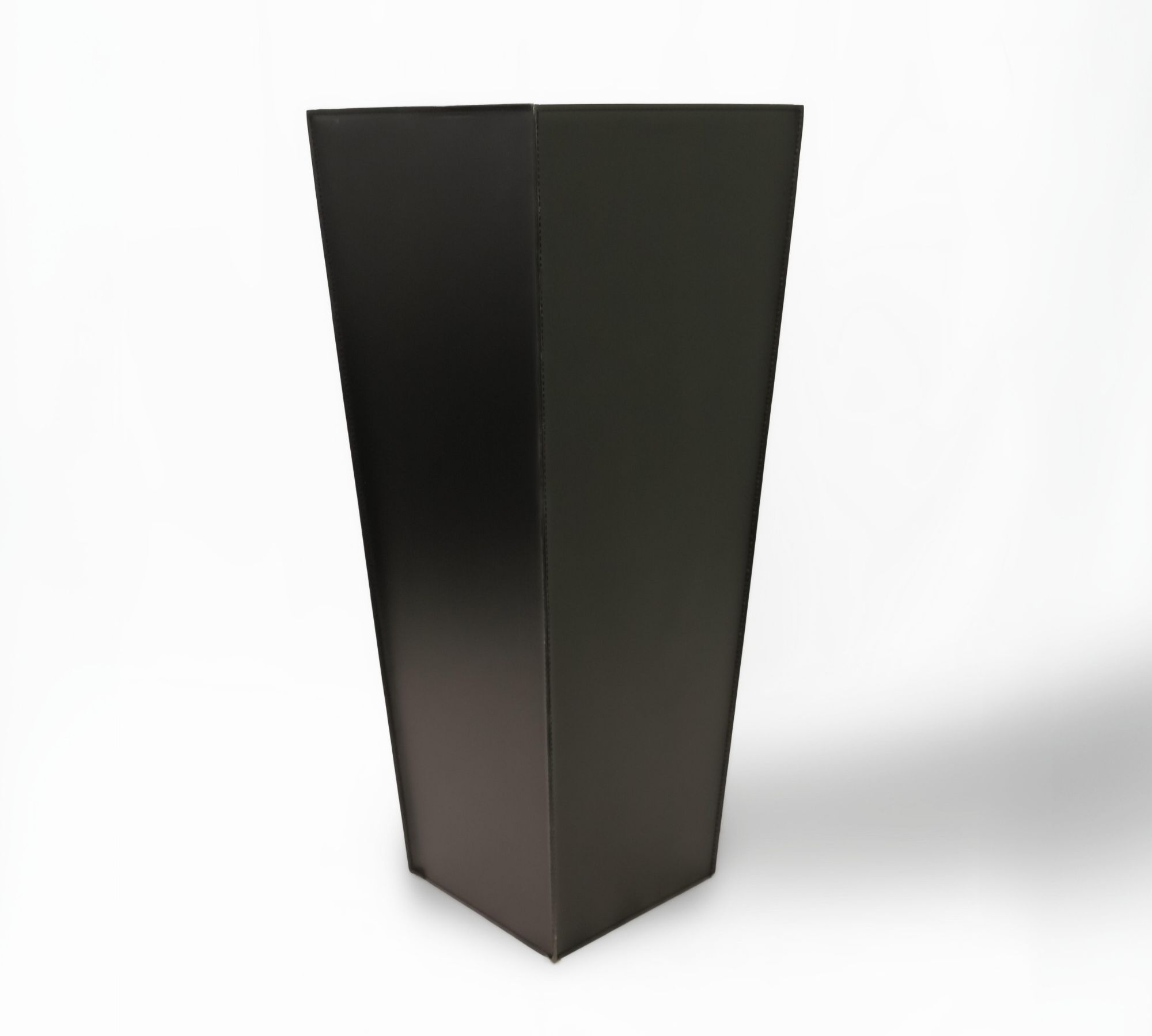 Spice Vase Metal Leather Black