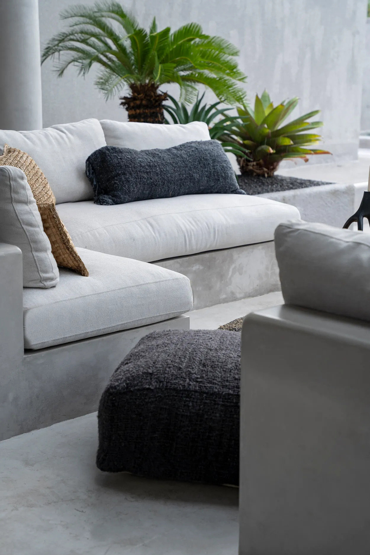 Oh My Gee Pillowcase Black 35x100cm