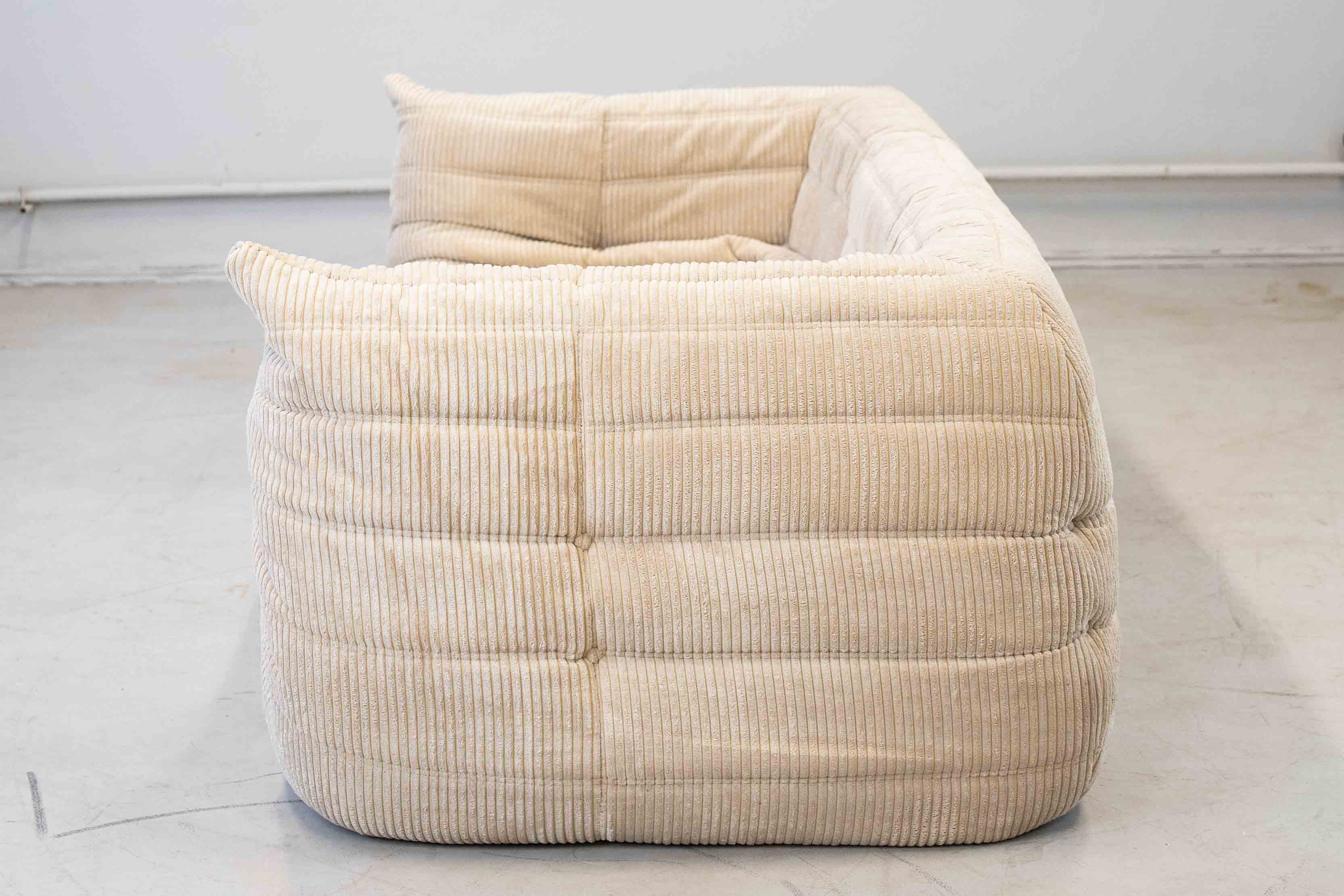 Togo Sofa 2-seater with armrest Cord Beige