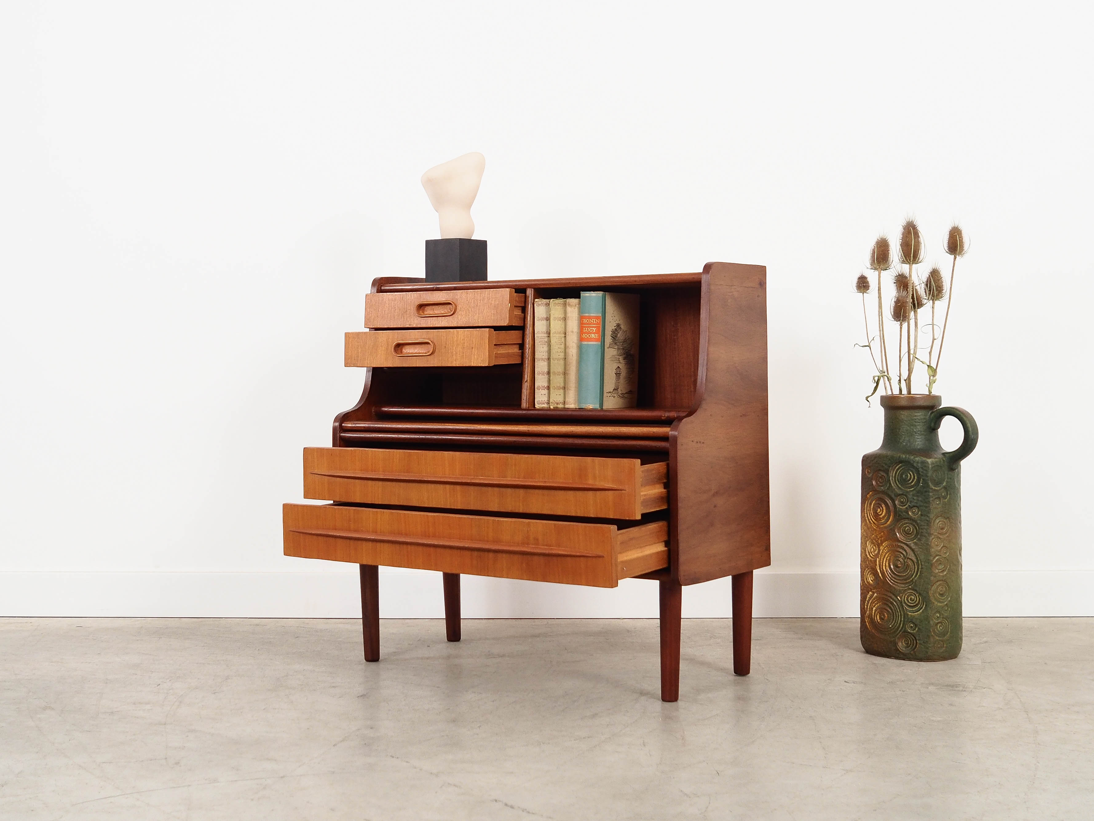 Children's desk Brown