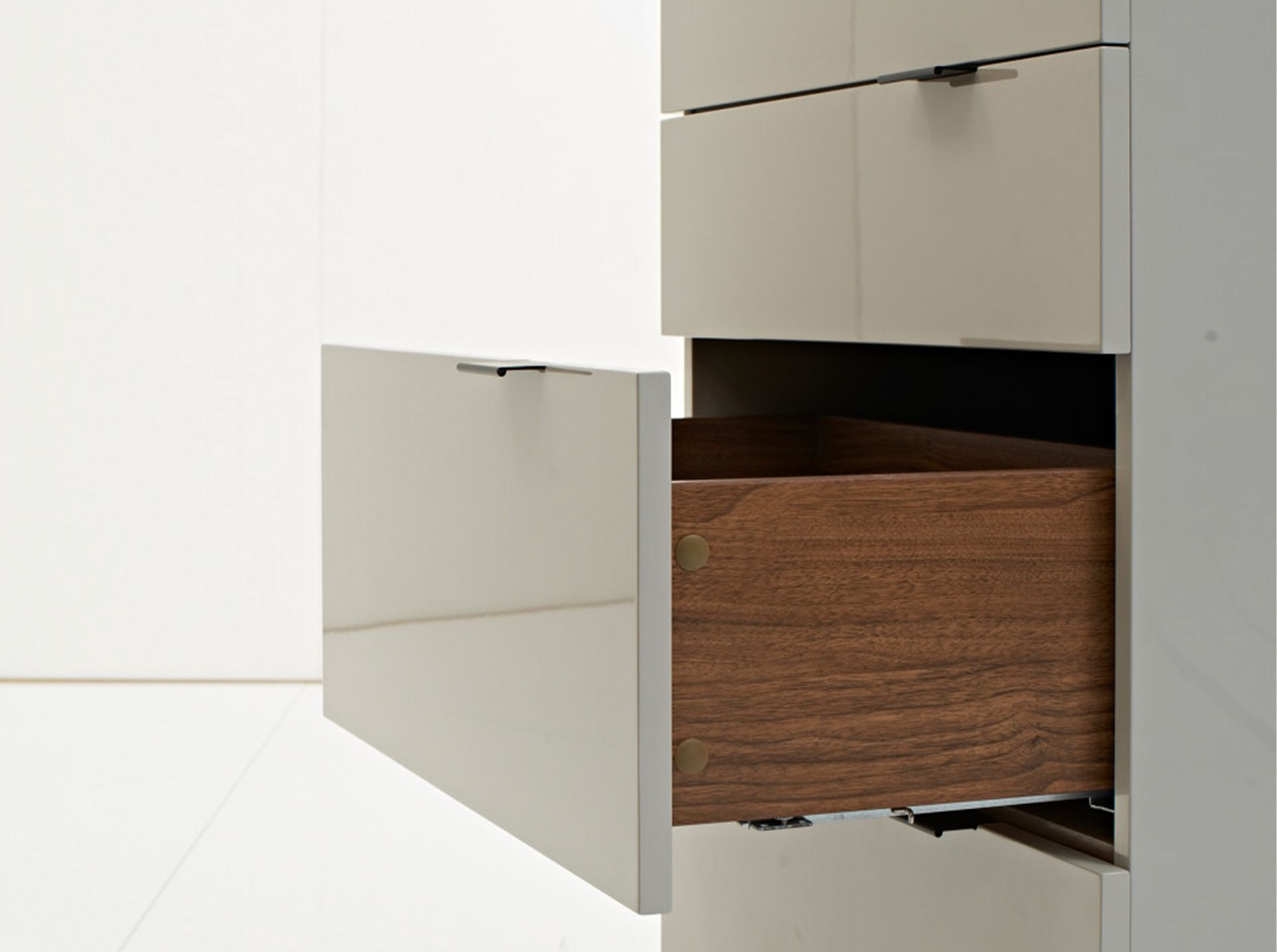 7019 Chiffonier Stahl Grau