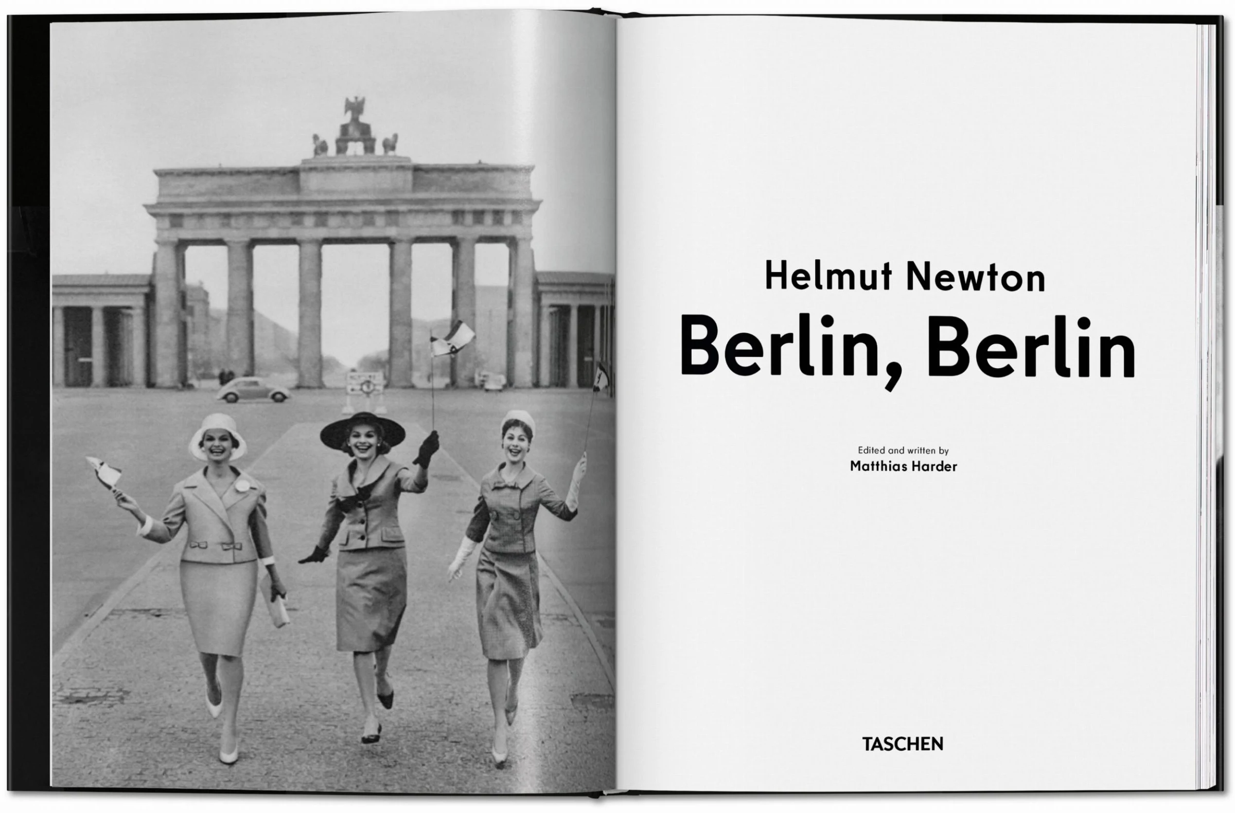 Helmut Newton Berlin, Berlin Mehrsprachig