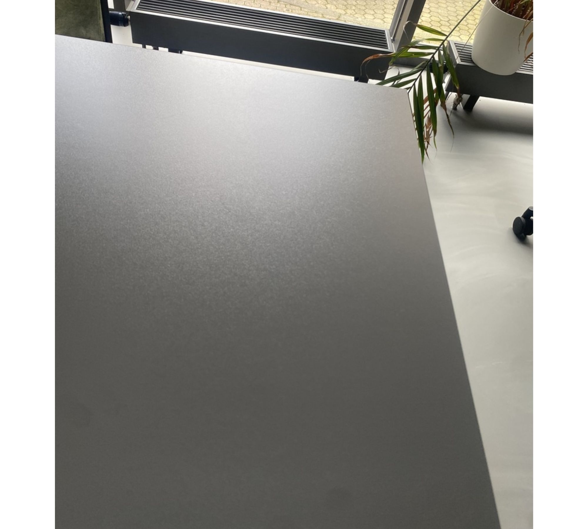 Dining table wood grey