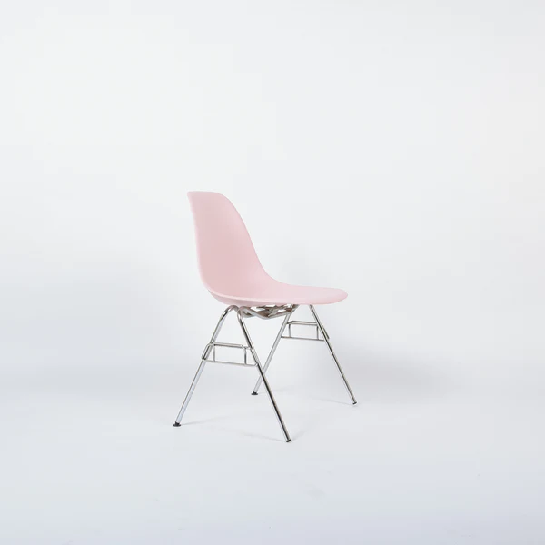 Eames DSS Plastic Side Chair Zartrosé