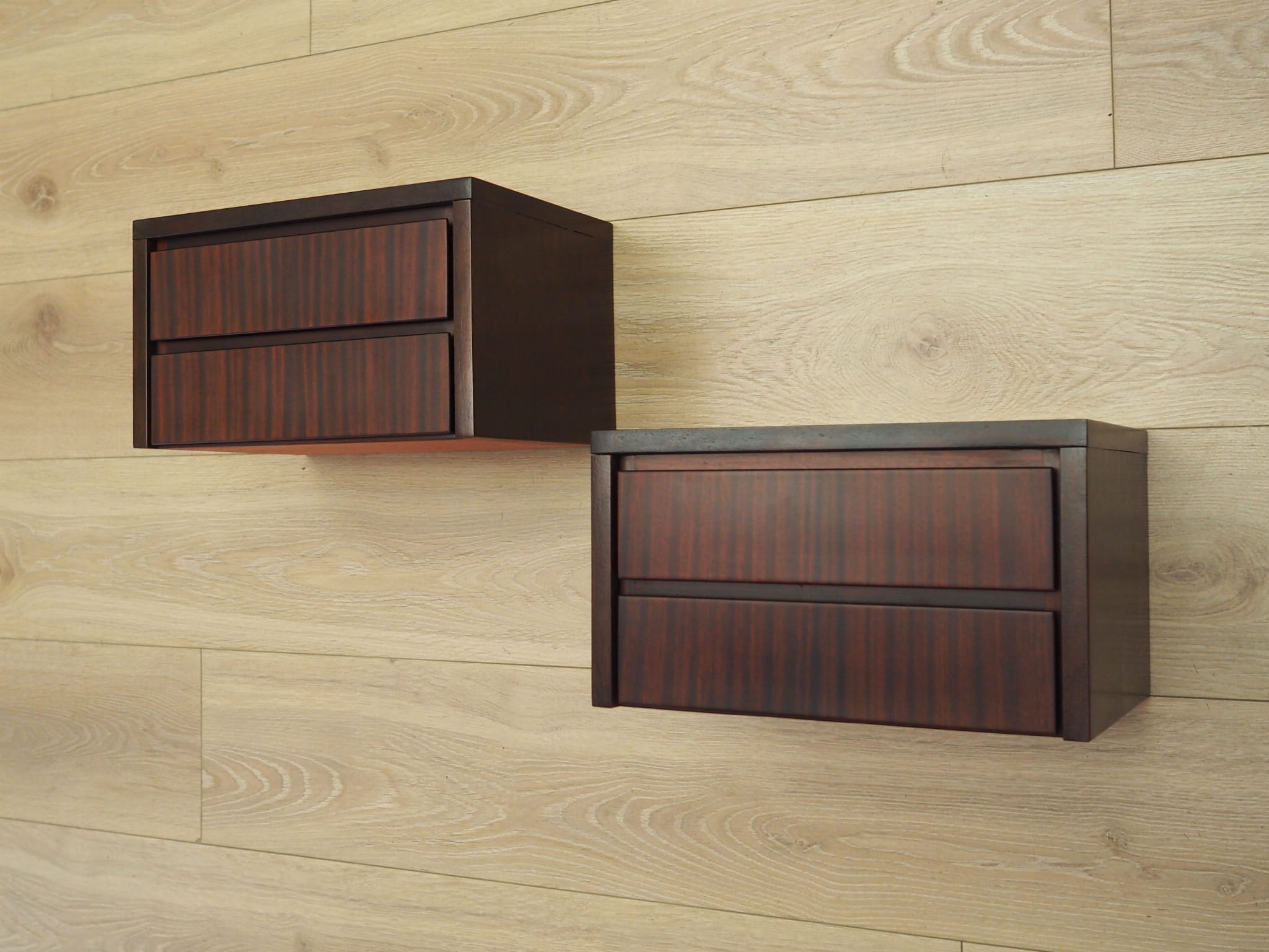 2x Hängenachttisch 1970er Jahre