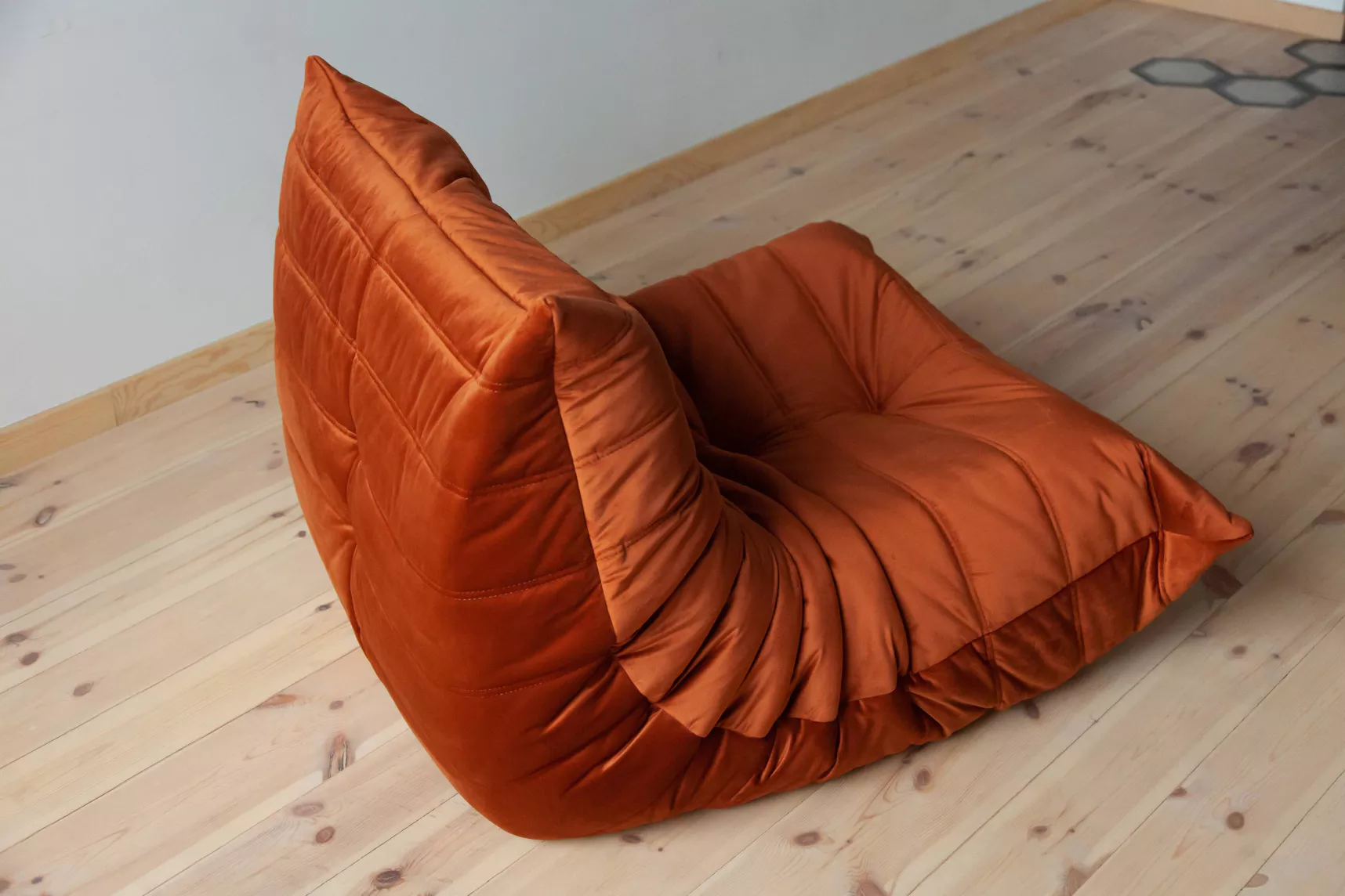 Togo Sessel Samt Bernstein-Orange