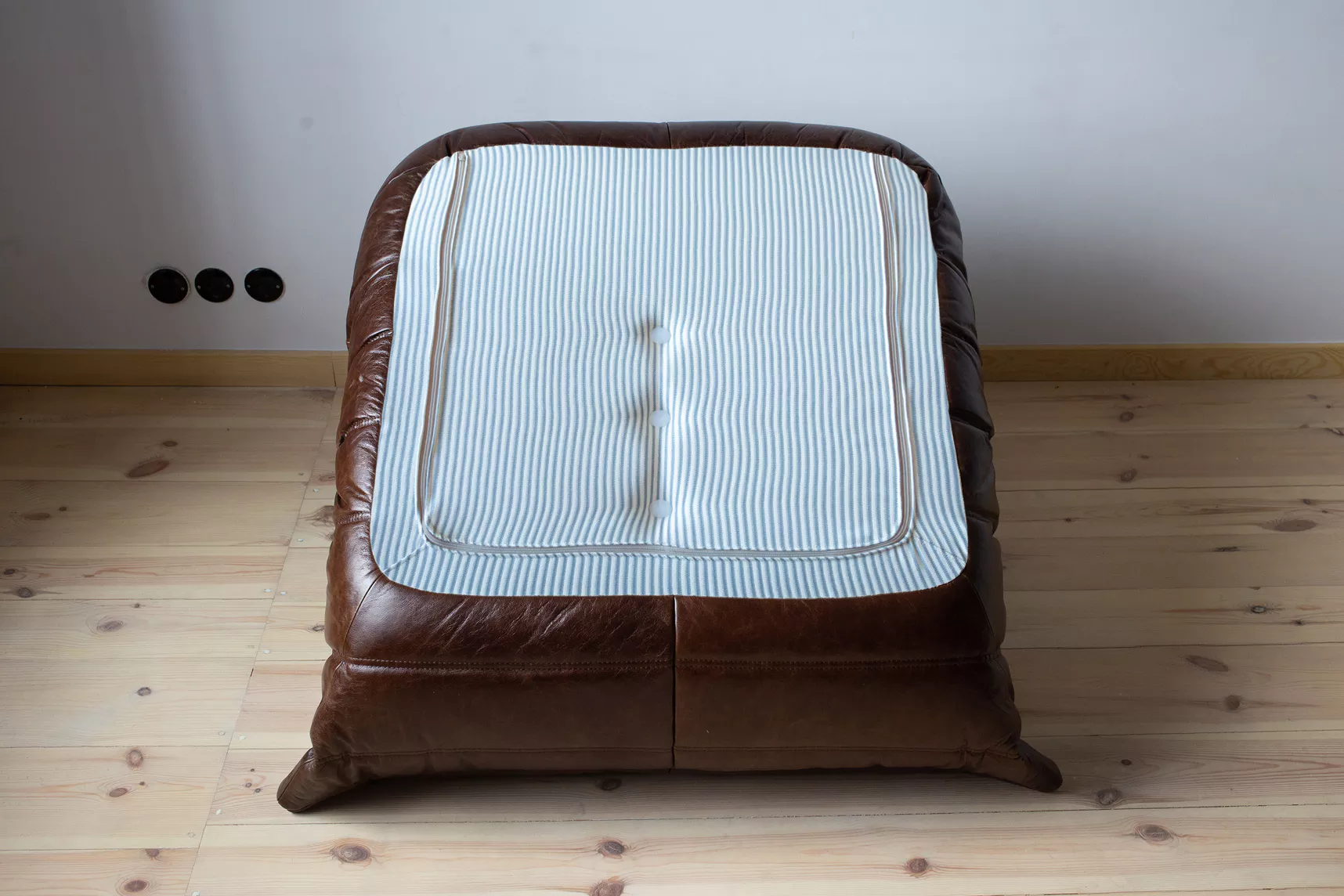 Togo Lounge Set da 3 pezzi in pelle lucida marrone scuro