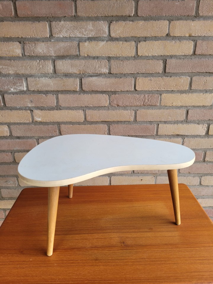 Vintage Nierentisch Holz Weiß