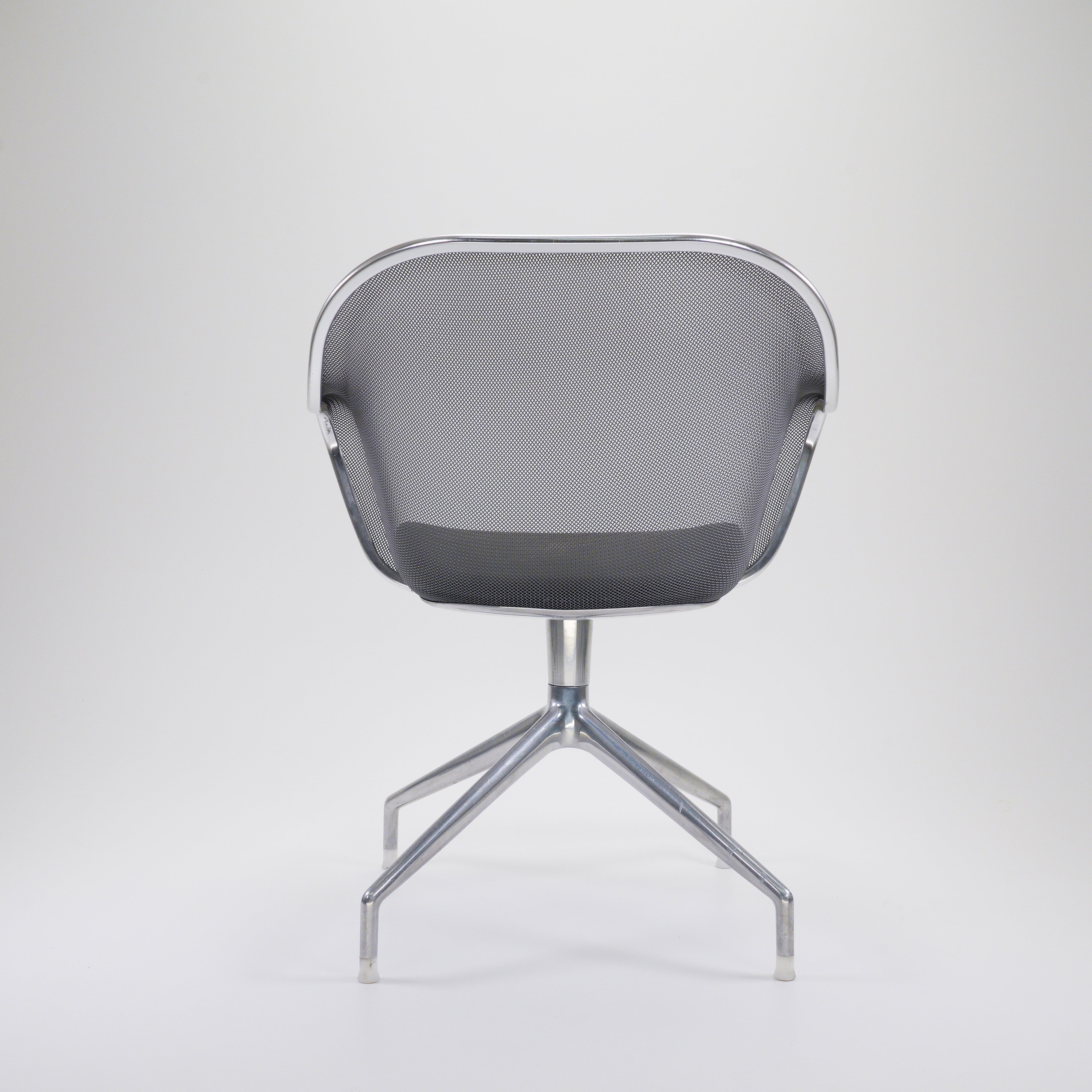 IU4 Iuta Armchair Chrome Black