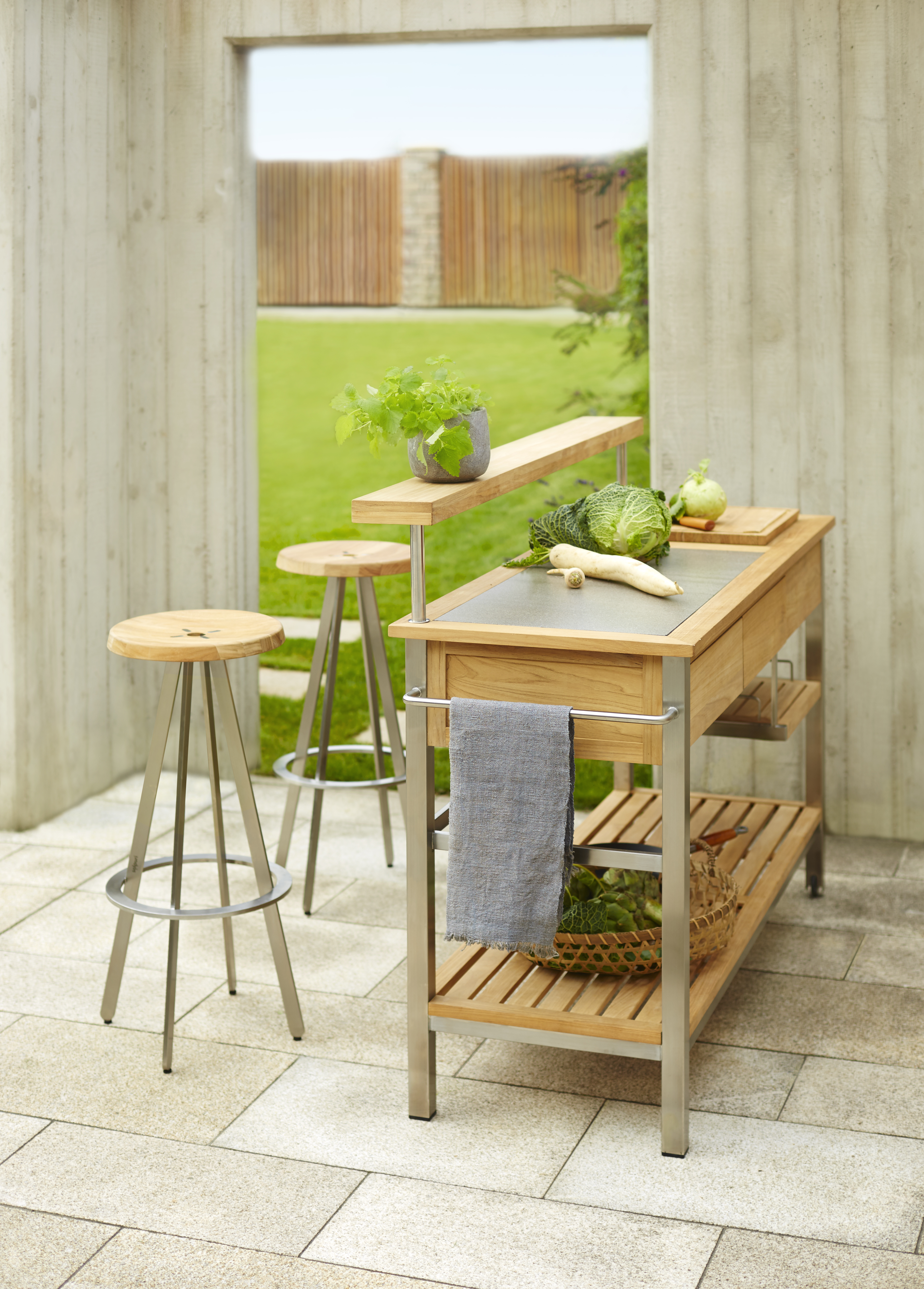 Yix Barhocker Teak Braun