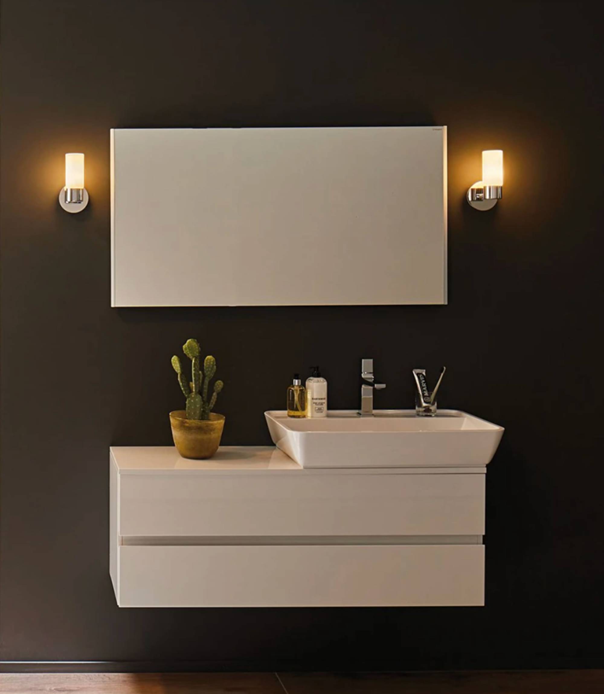 1-light wall lamp frosted glass chrome white