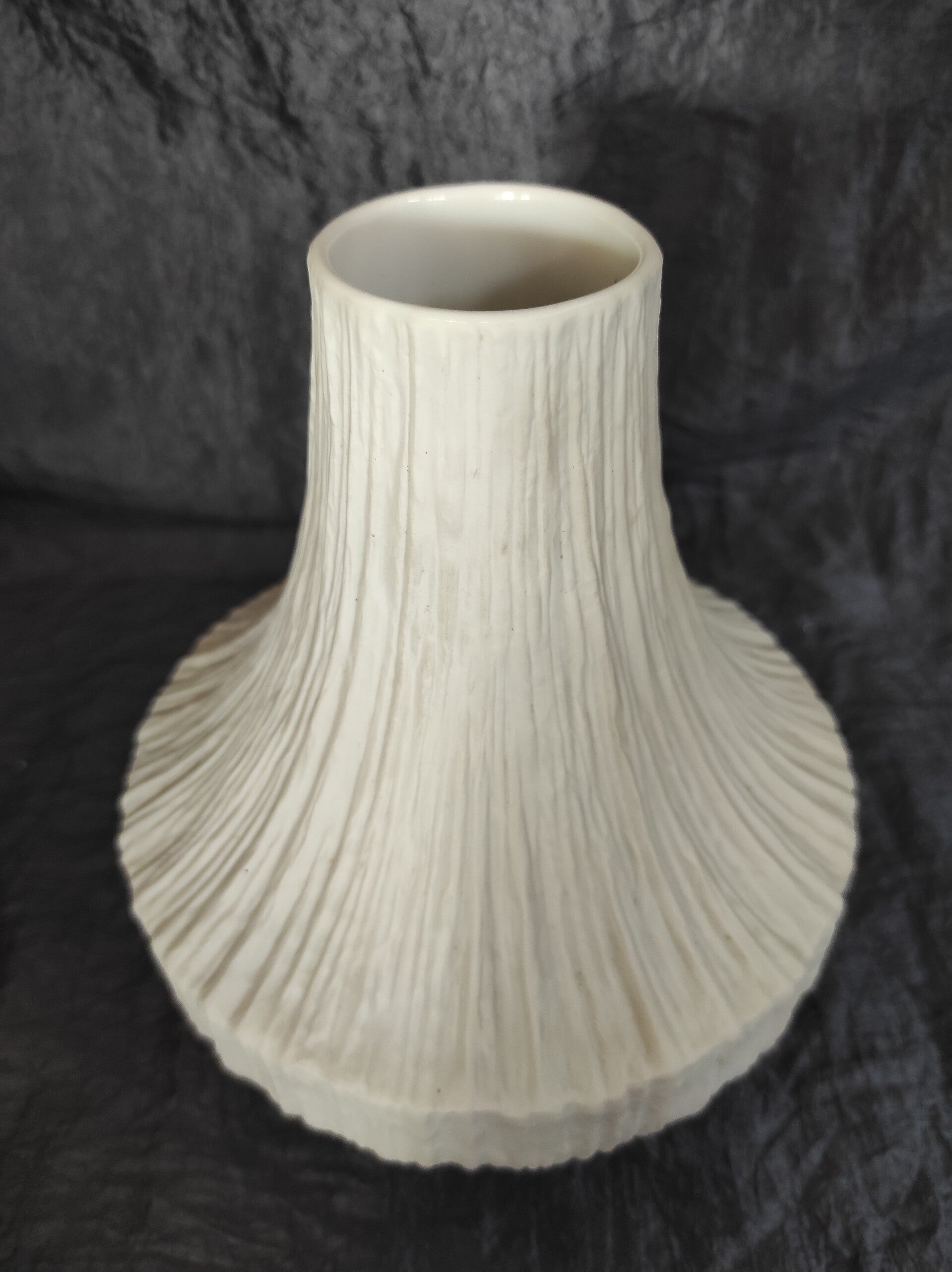 Vintage Vase Porzellan Weiß