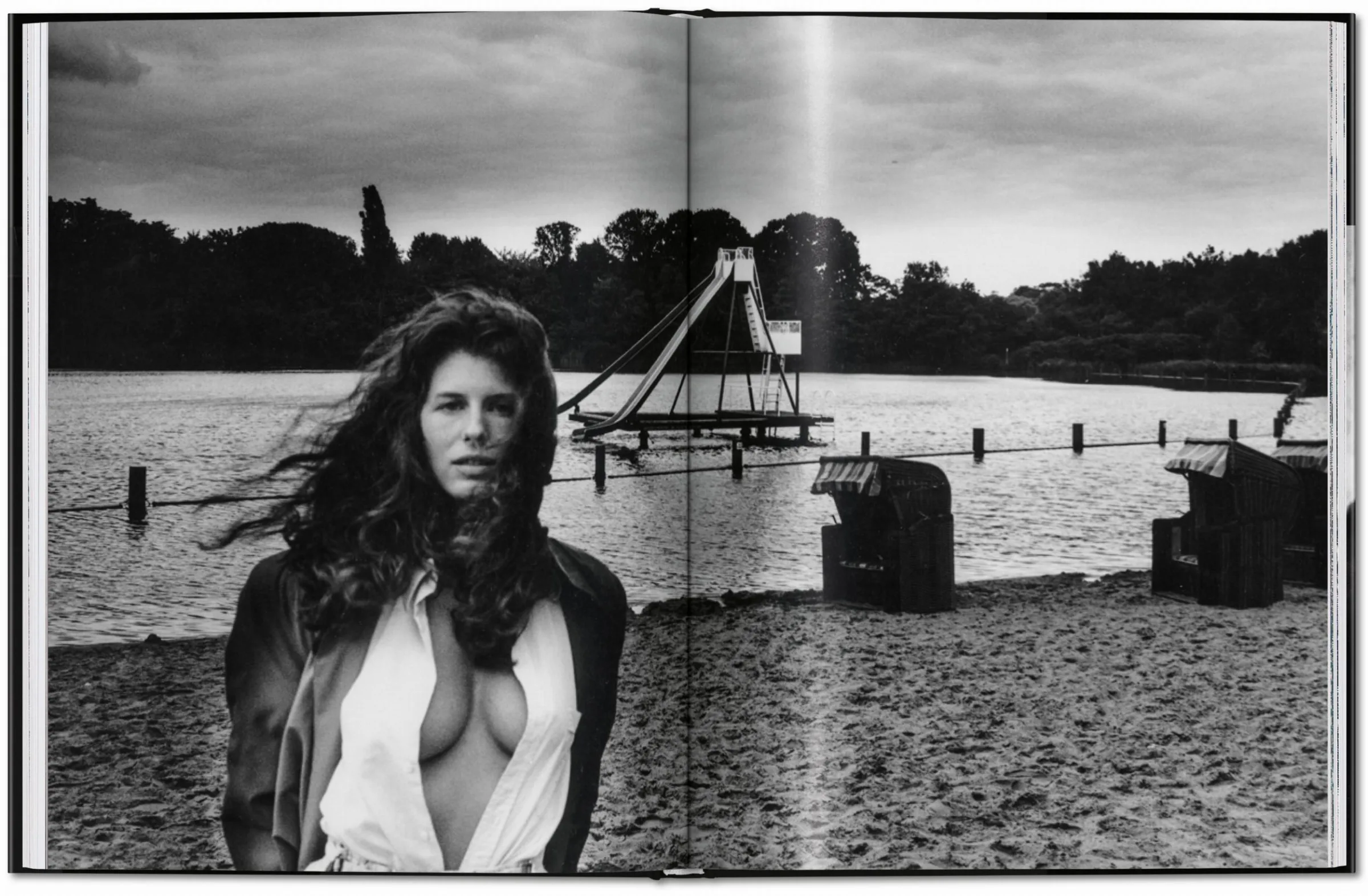 Helmut Newton Berlin, Berlin Mehrsprachig