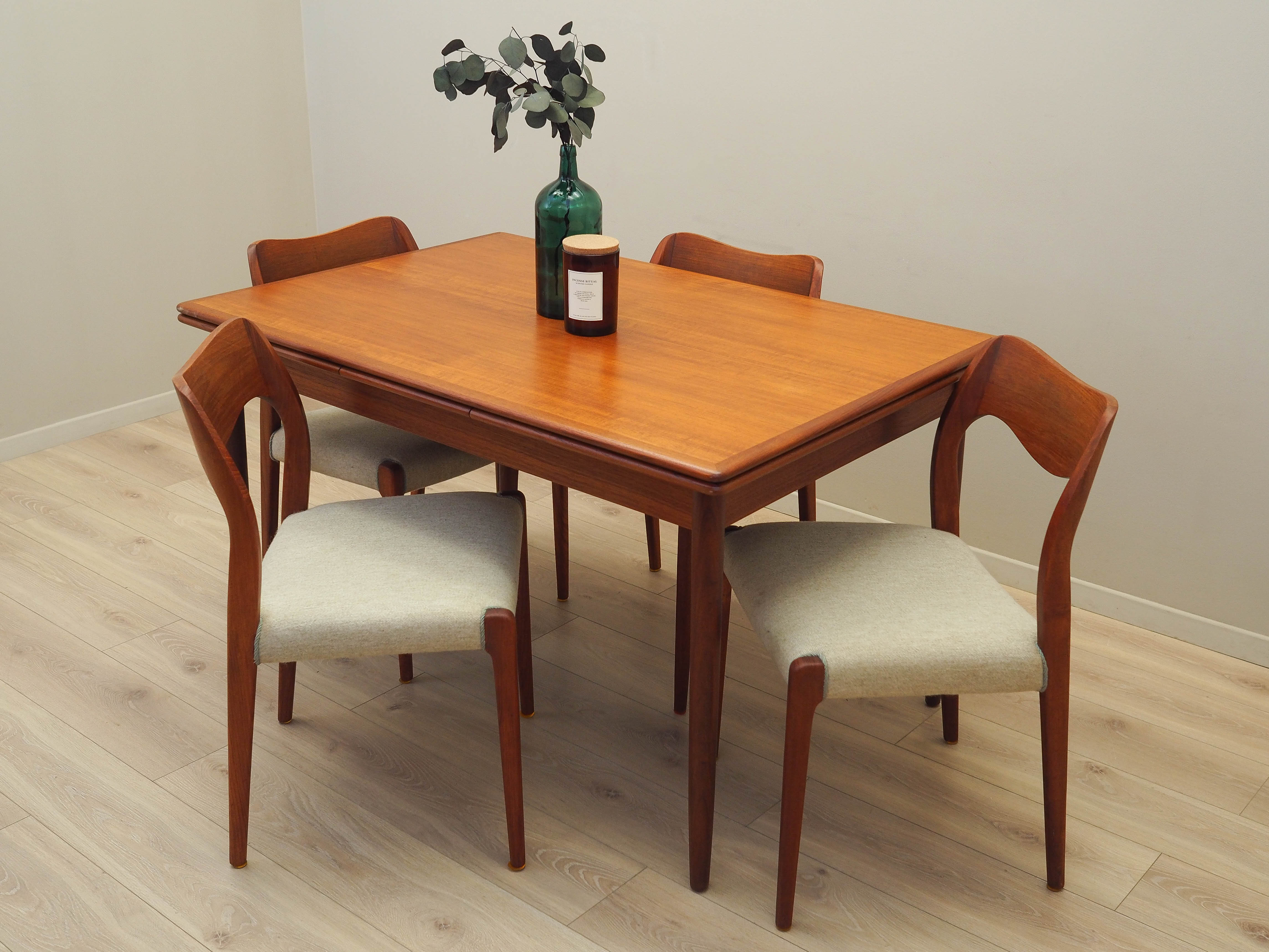 Teak wood chair set 4-piece 1960s, Designer: 