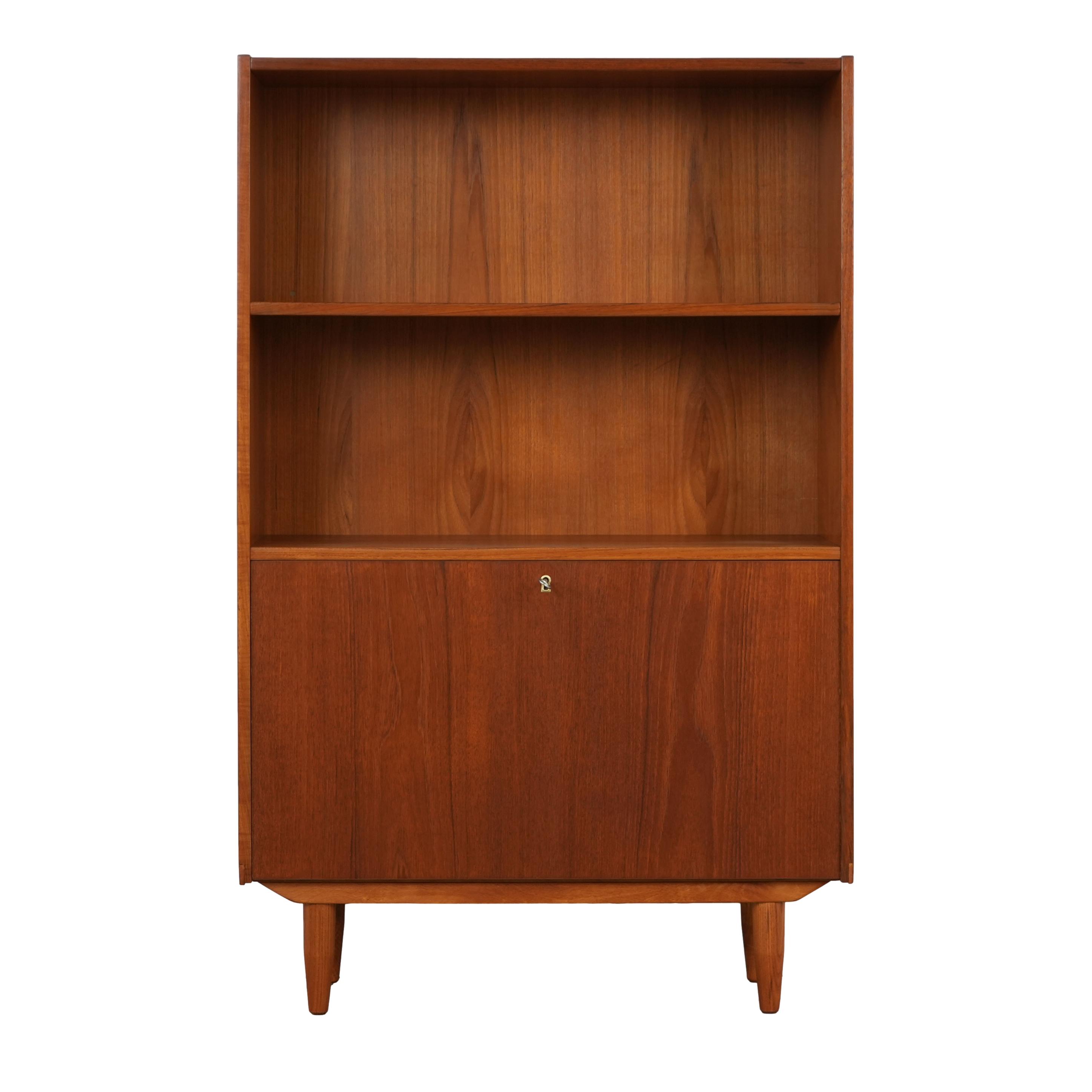 Regal Teakholz 1970er Jahre