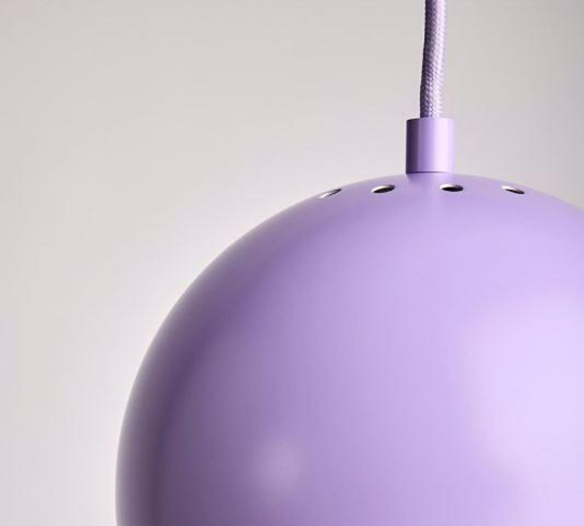 Ball Pendelleuchte Loud Lilac  Ø18cm