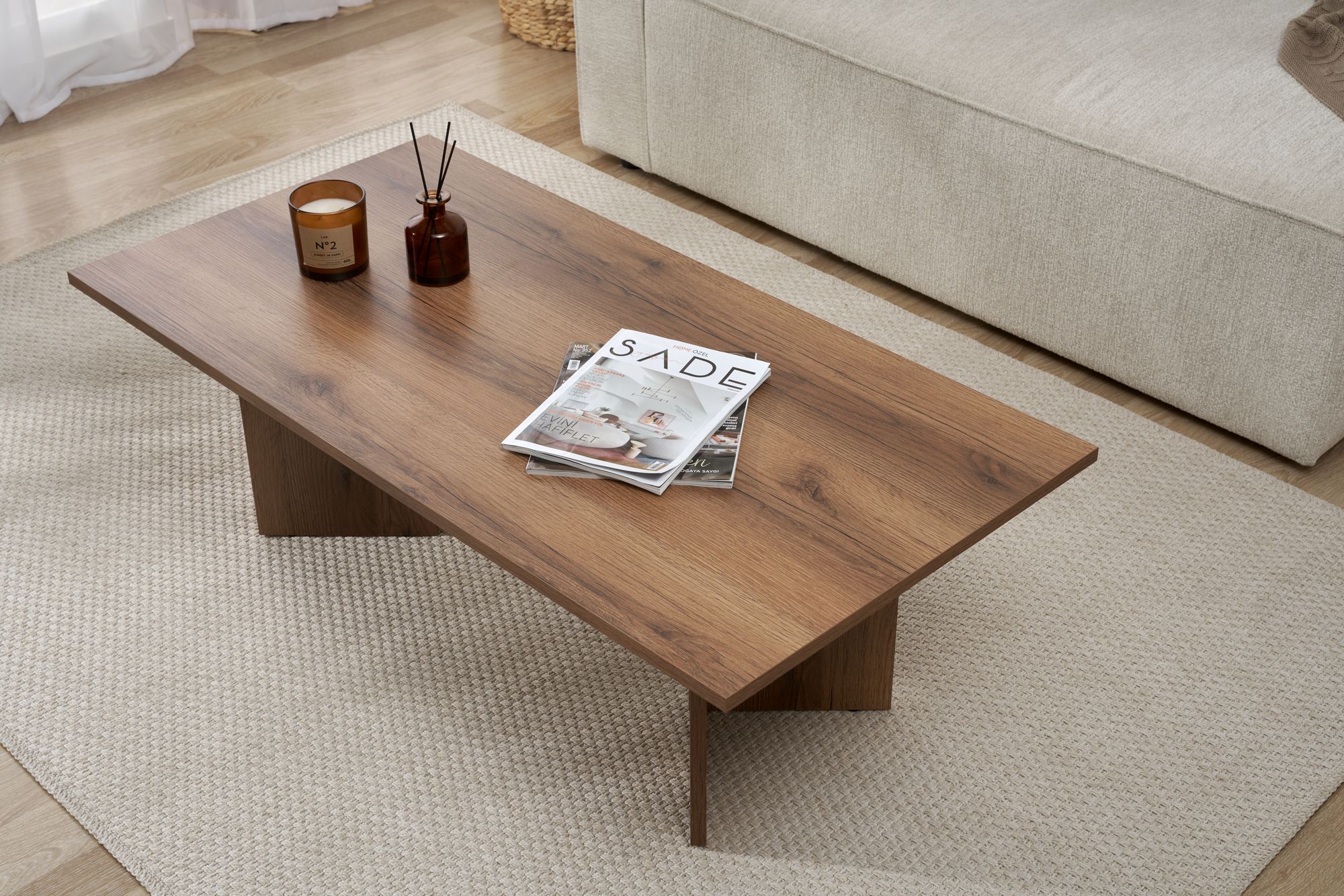 Sabin Coffee table VNT Walnut