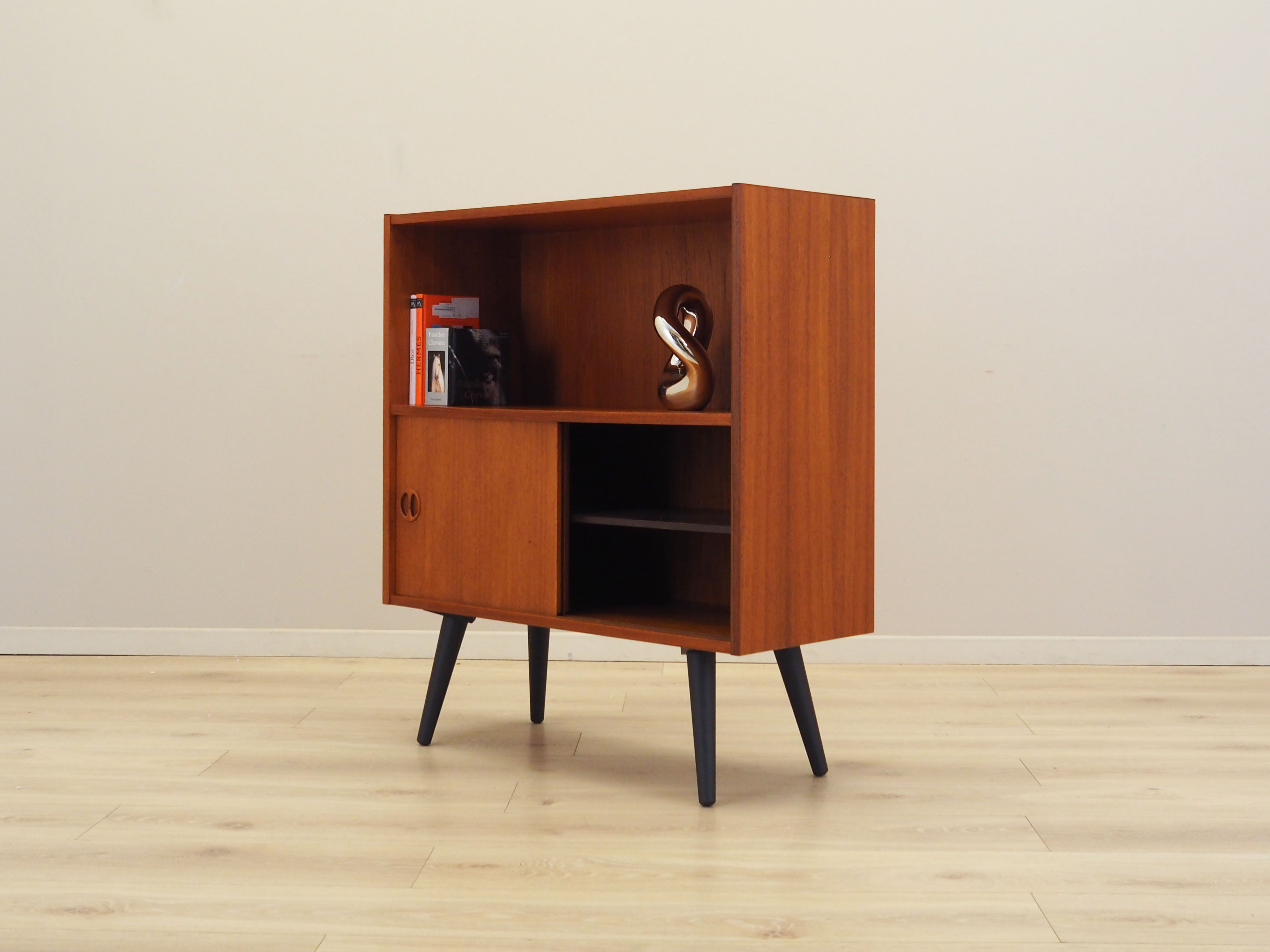 Regal Teakholz 1970er Jahre