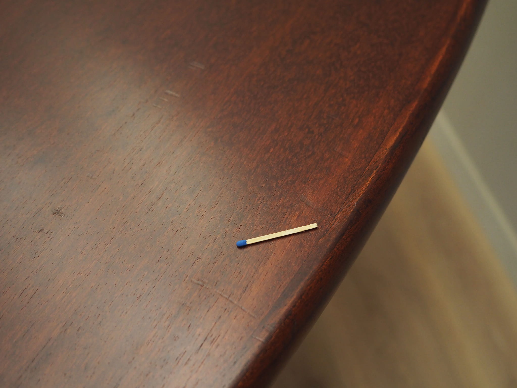 Mahogany Tisch 1990 Jare